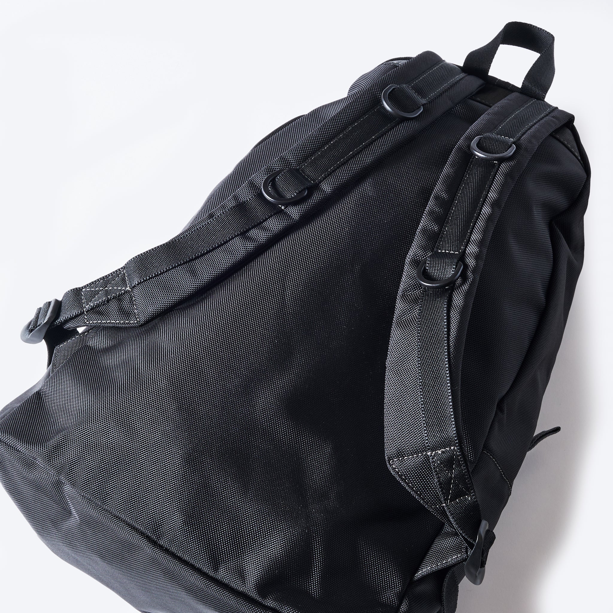 #1952-NOB Tic Pack : nylon oxford black
