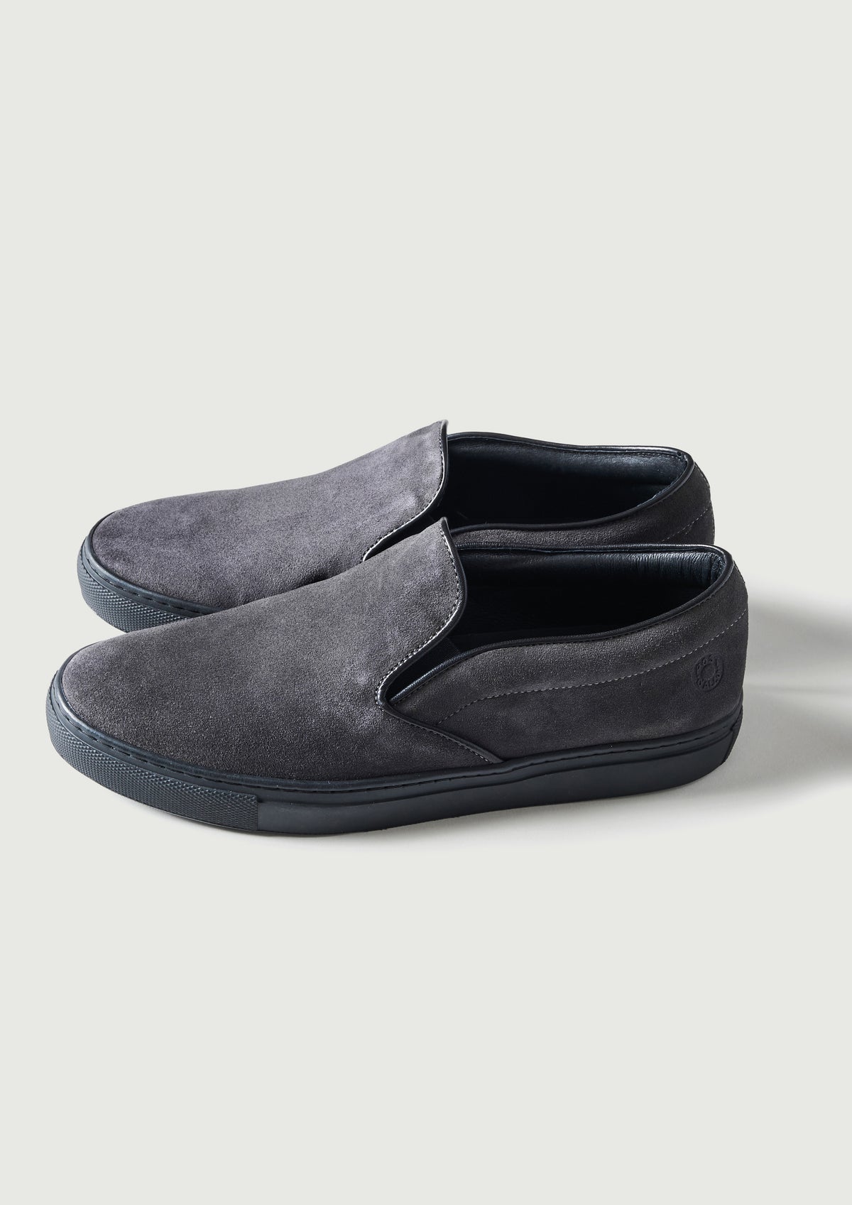 #P2000-SG POST x AMB slip-on : cow suede gray