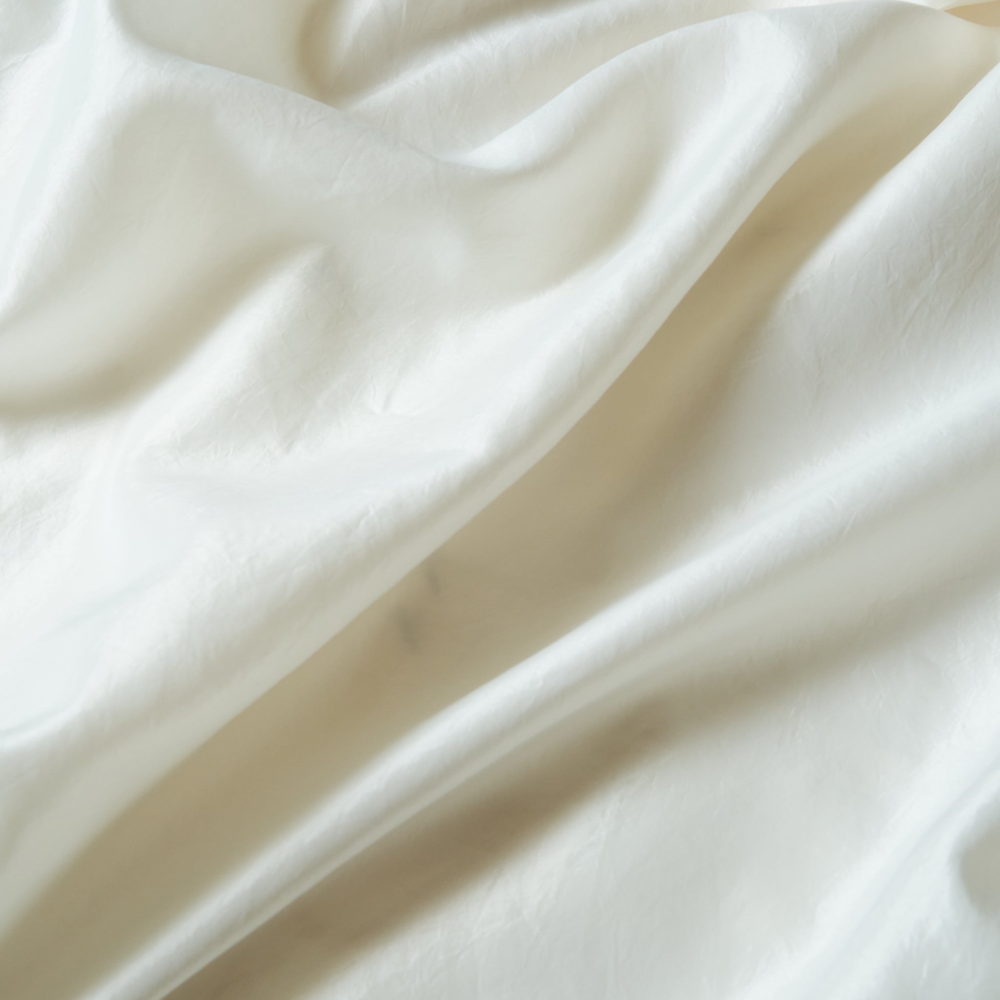#3127-MTW Town & Country Parka : metallic taffeta white