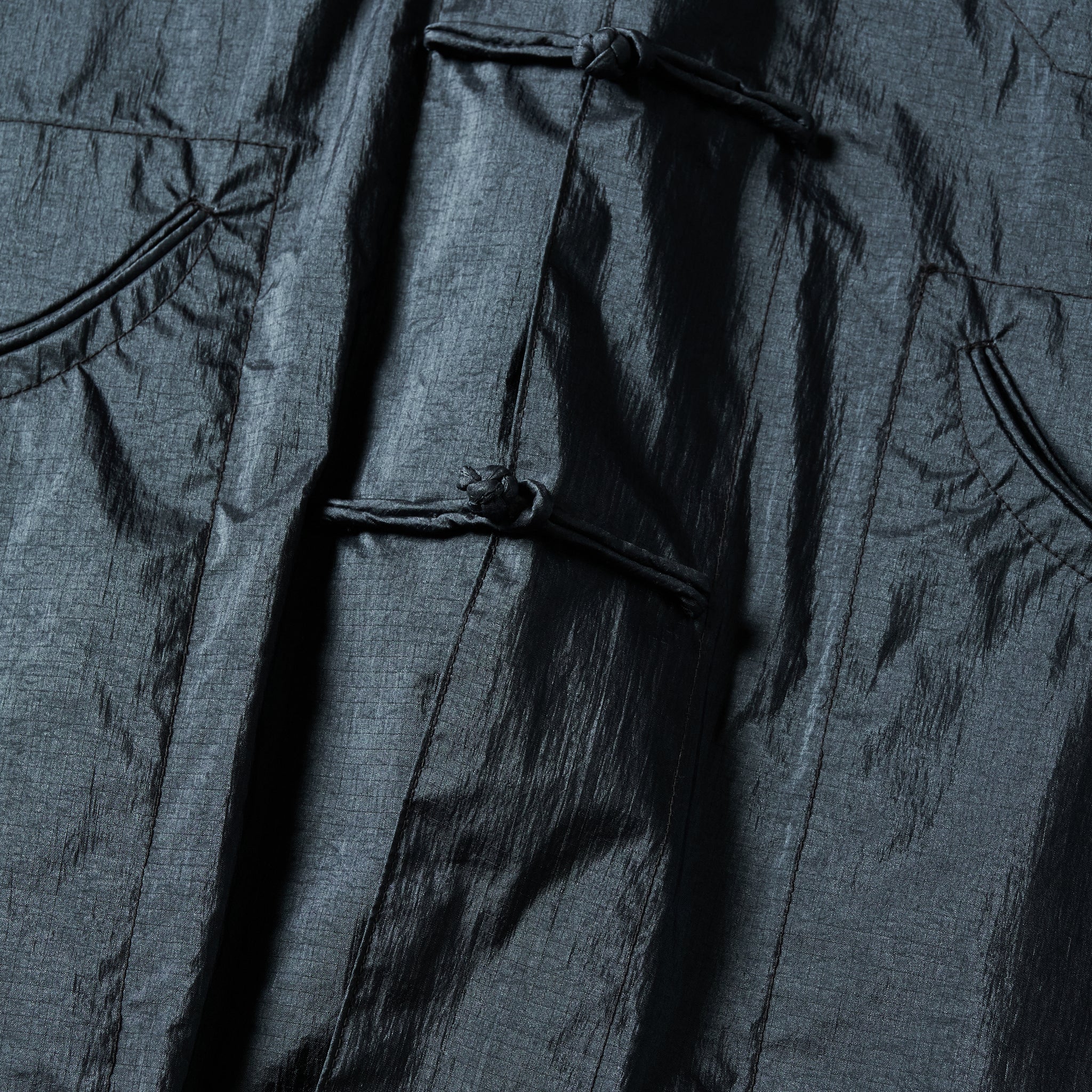 #3117-MTB POST Chinois De Luxe : metallic taffeta black