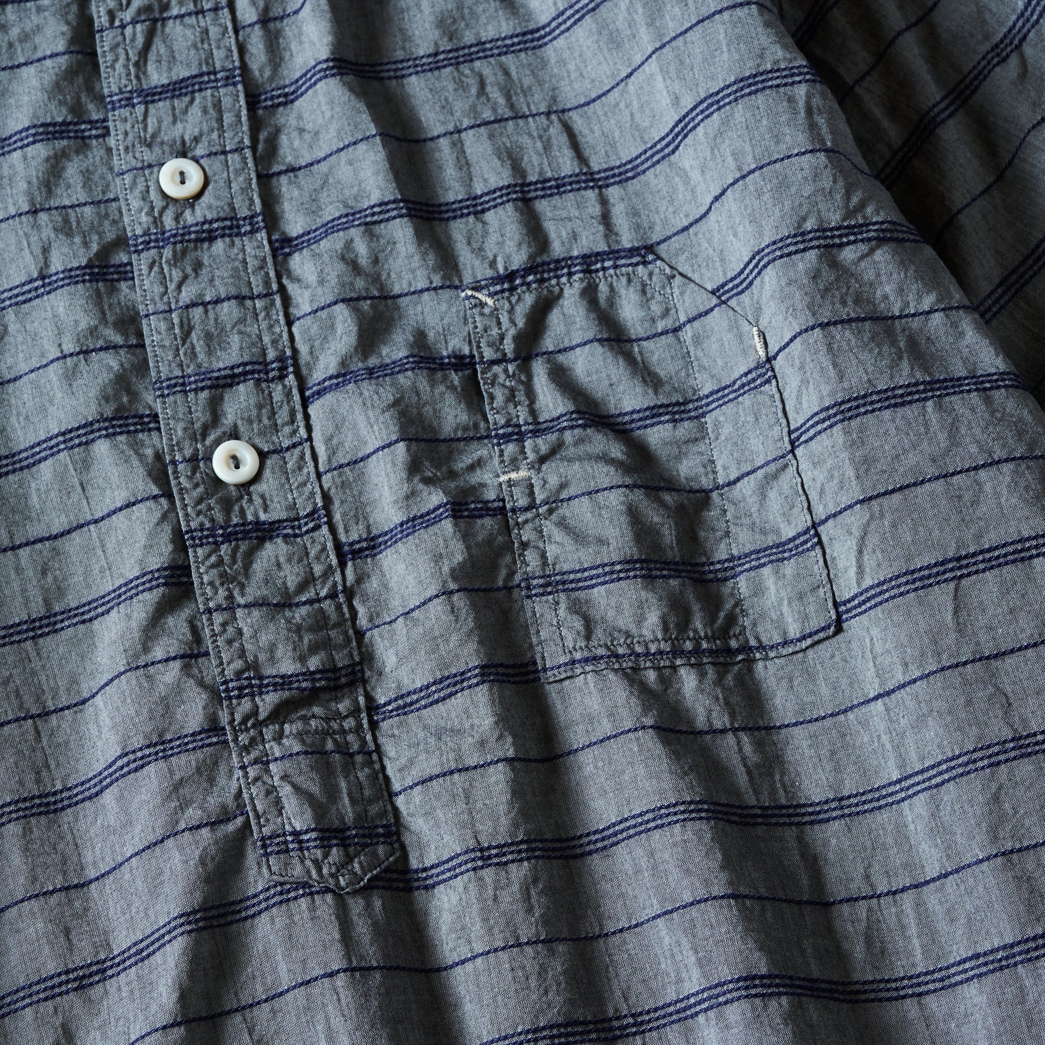 #1203S-HSG Band Collar Shirt S/S : horizontal stripe grey