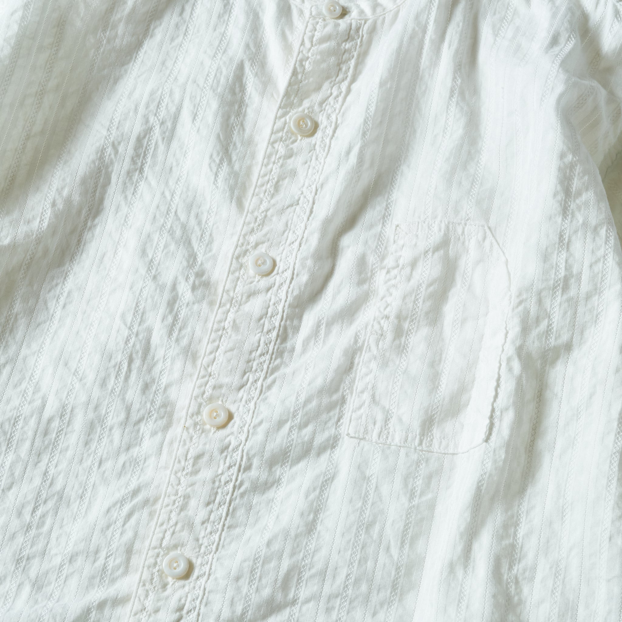 #1203C-CMW Band Collar Shirt MV : cool mesh white