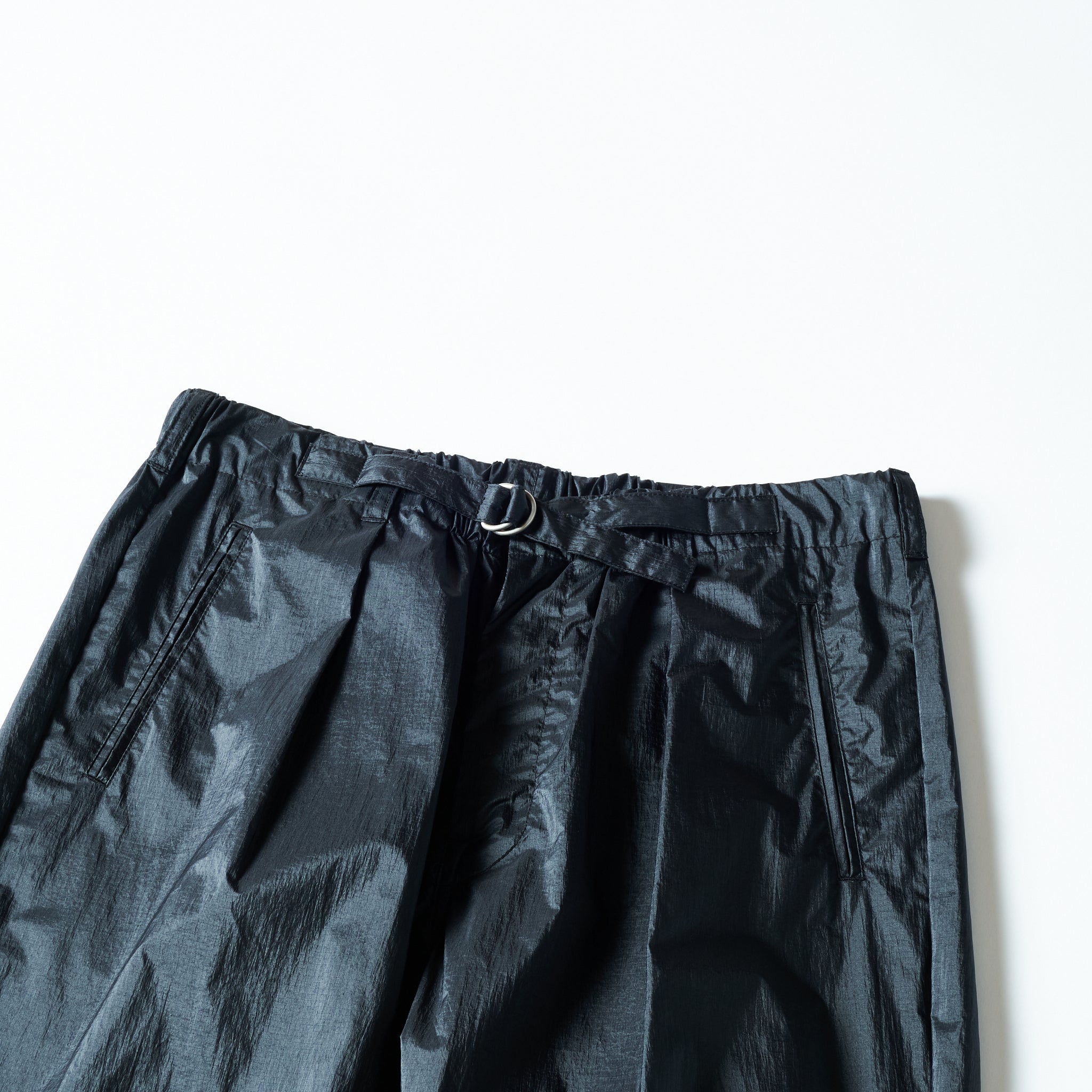 #3315-MTB E-Z Lax 4 : metallic taffeta black