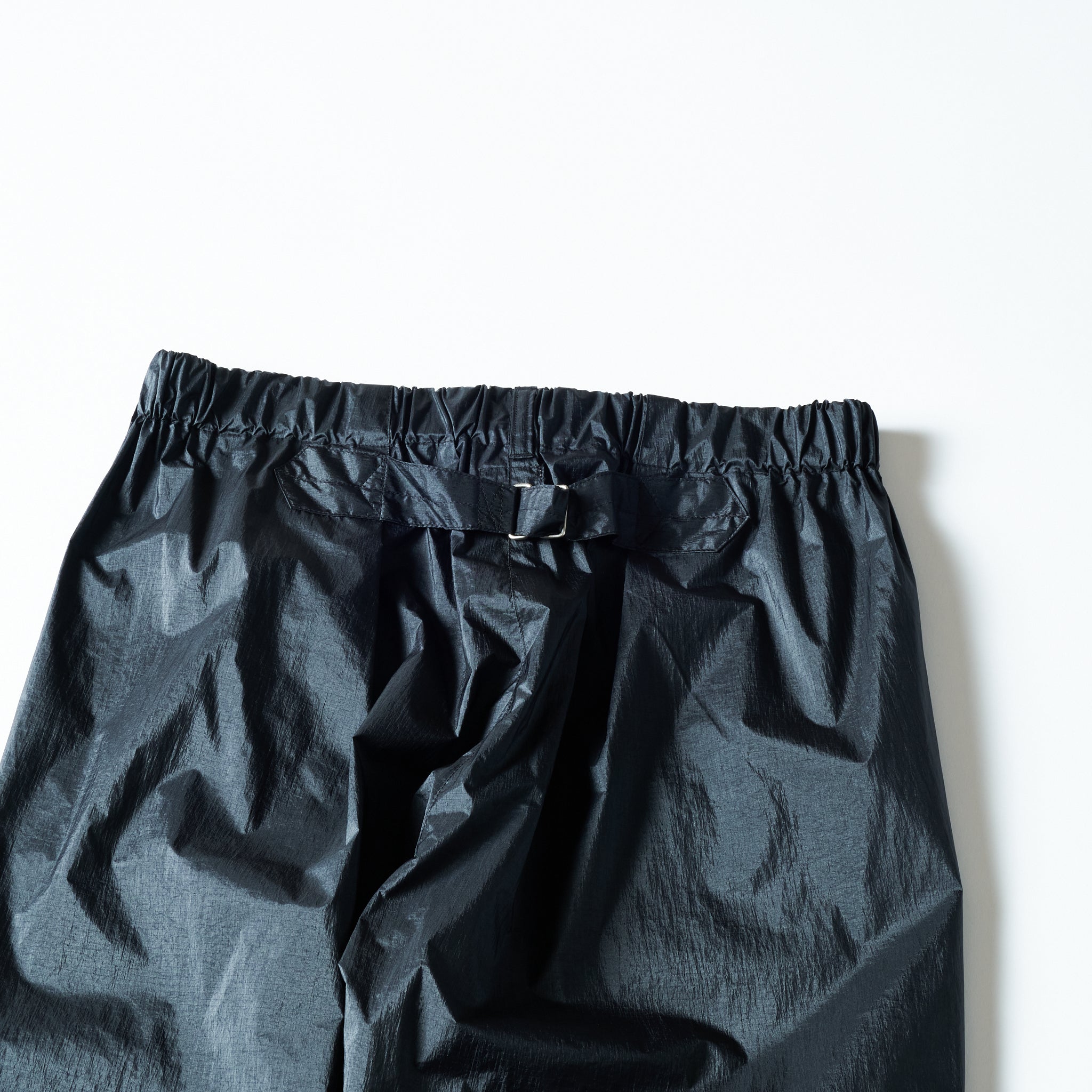 #3315-MTB E-Z Lax 4 : metallic taffeta black