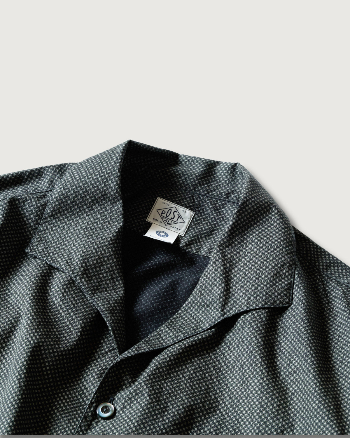 #3222-MP1 Town & Country 2 : micro print grey