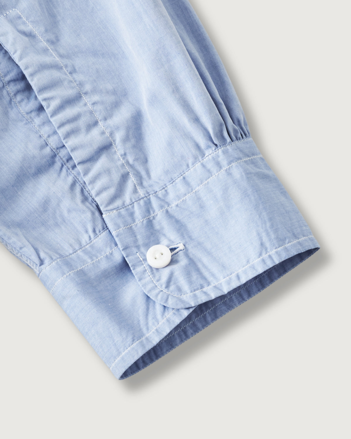 #3226-FCB NEUTRON : feather chambray - W light blue