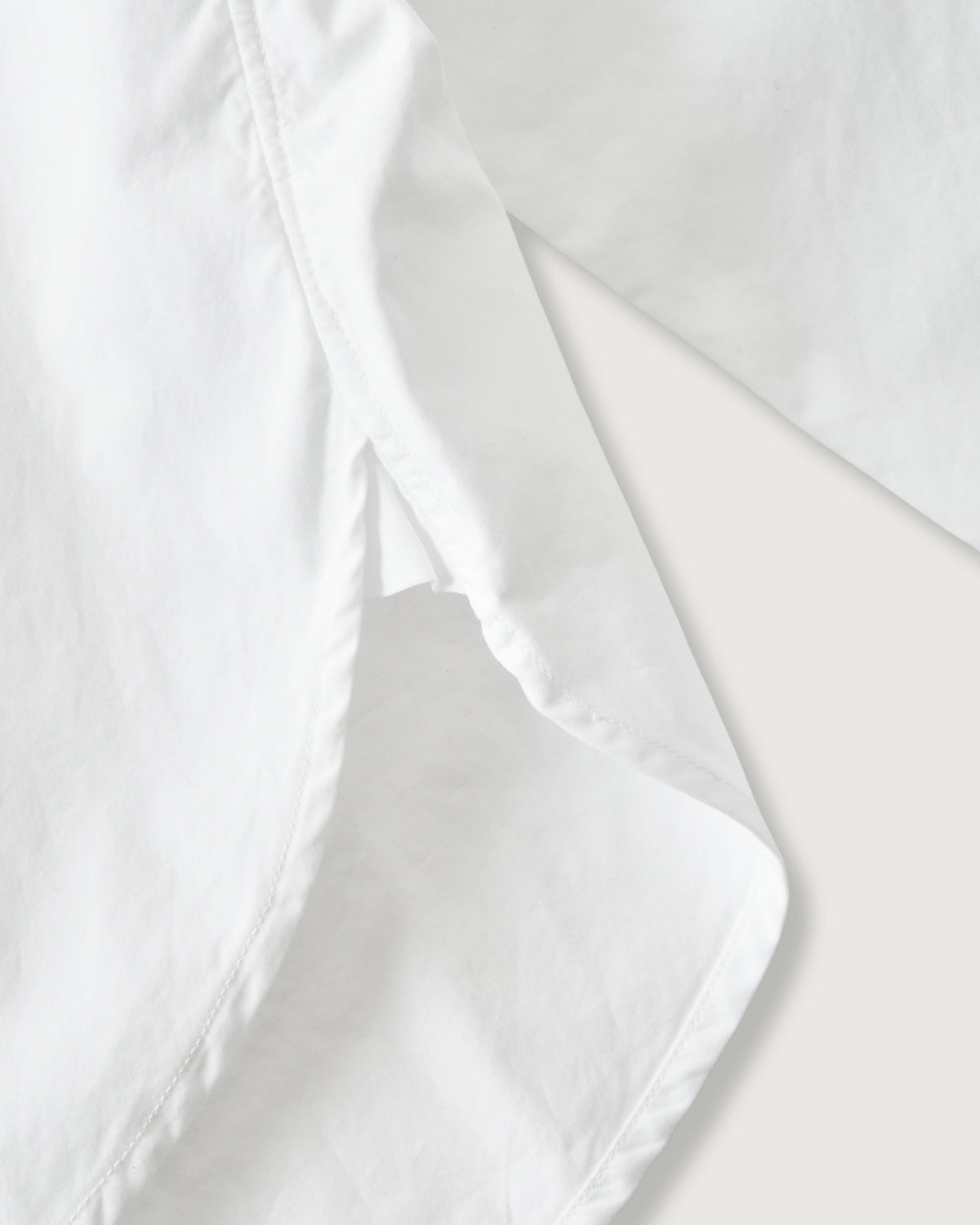 #3226B-FCW NEUTRON-B : feather chambray - W white