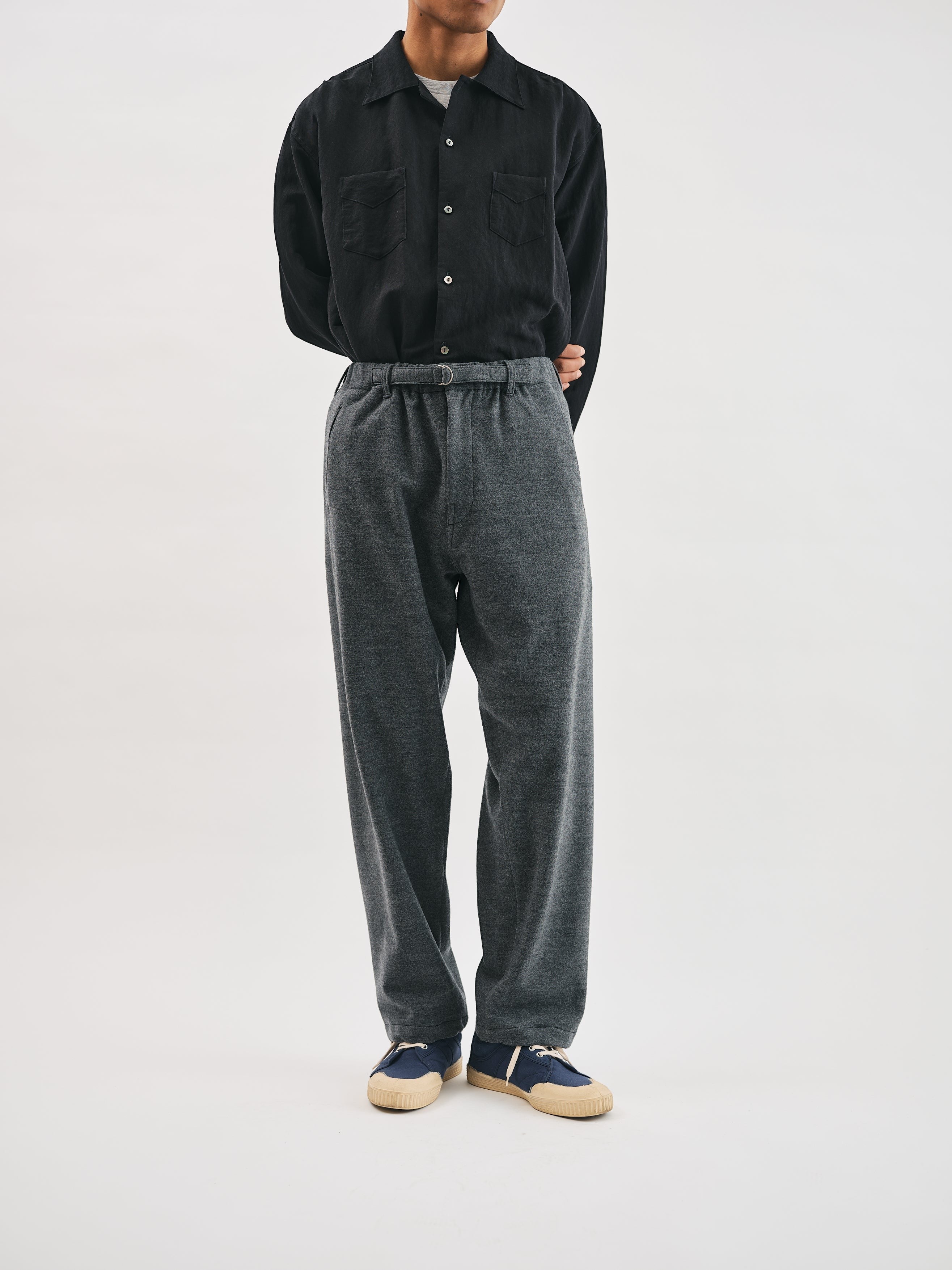 #3307CP-KC POST Coach Pants : knitty charcoal