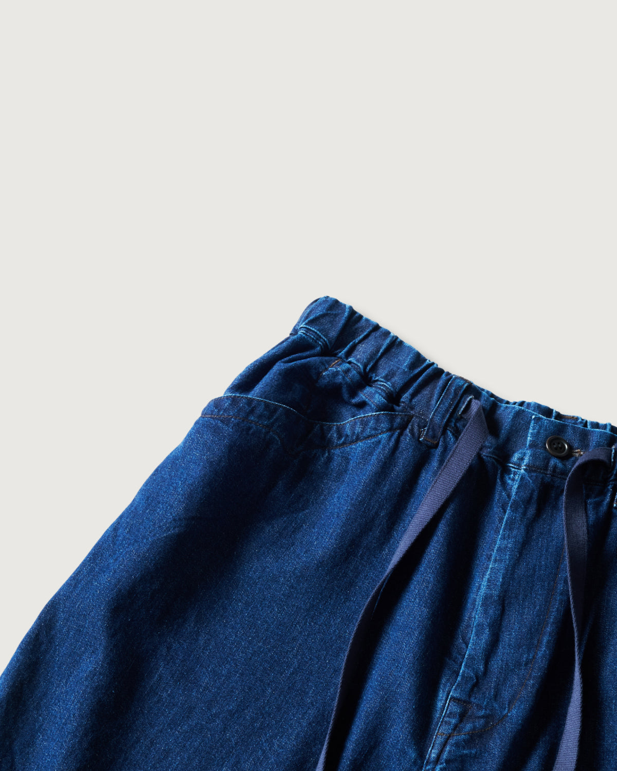 #3319S-8DI E-Z Chinois De Luxe Shorts : 8oz. Denim w/deep wash indigo