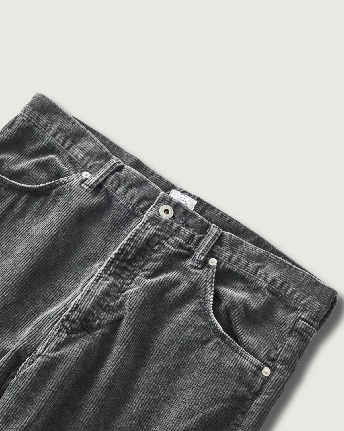 #3325-WWC 546 Flare-R2 : widewale cords charcoal