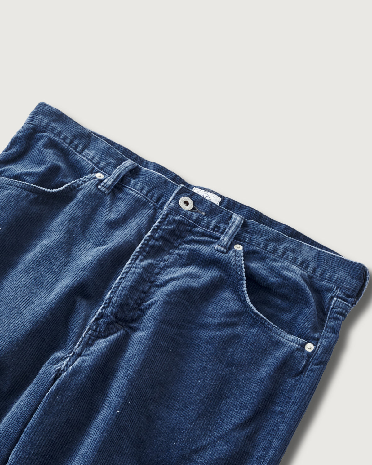 #3325-WWN 546 Flare-R2 : widewale cords navy