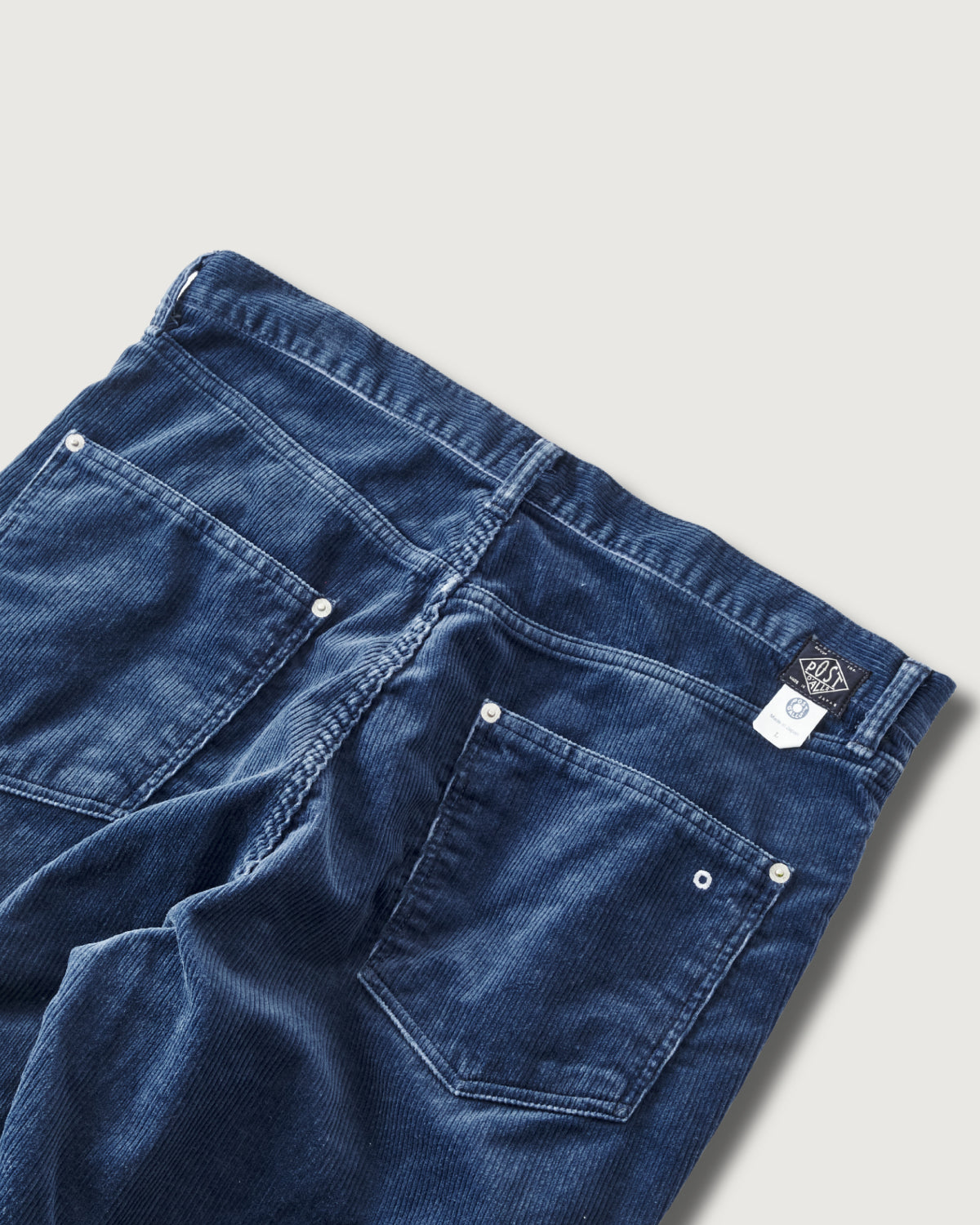 #3325-WWN 546 Flare-R2 : widewale cords navy