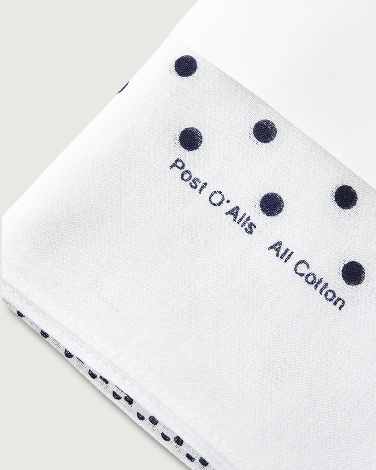 #4005-WN POST Bandana Hankie original 1993 design : cotton sheeting white/navy 45 x 45