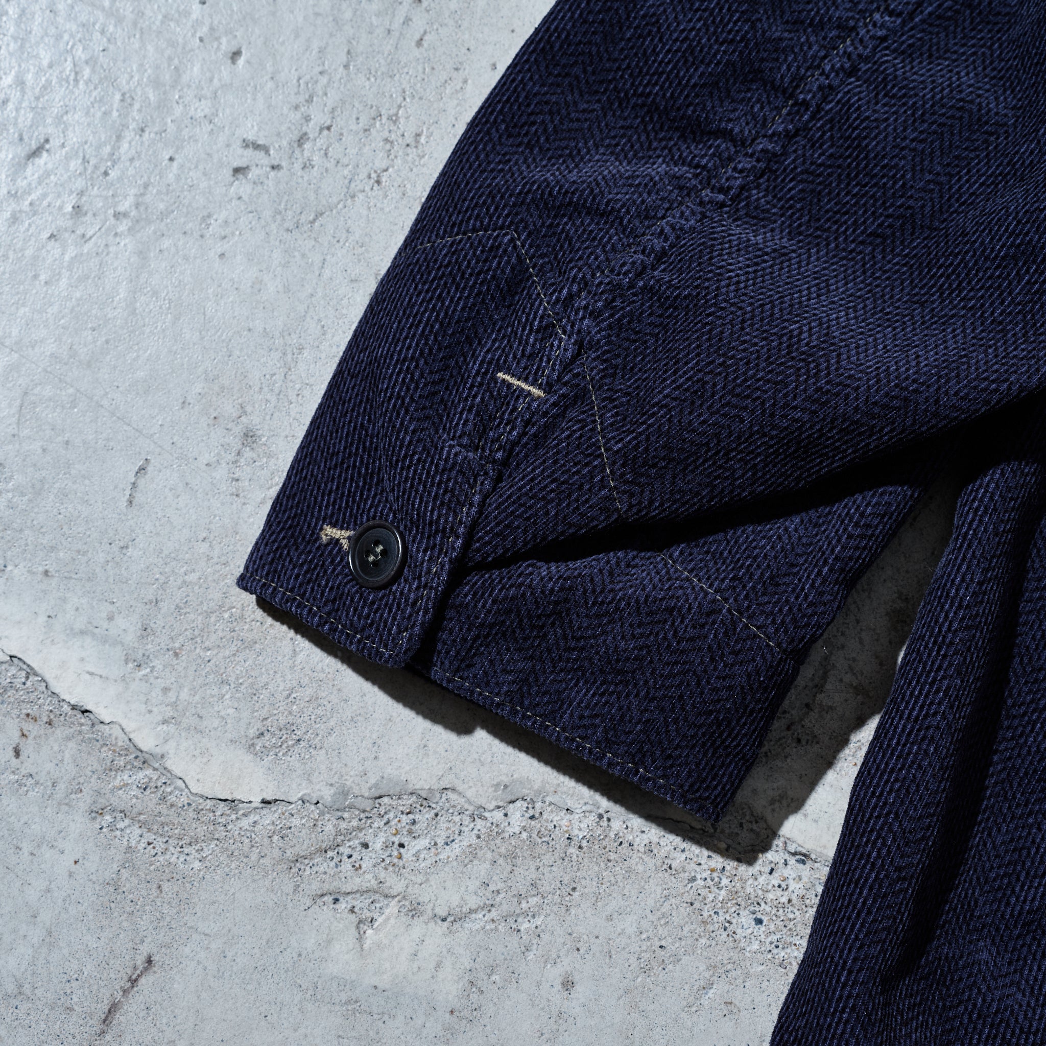 #3116B-HCN OK Rider 5 : herringbone print corduroy navy