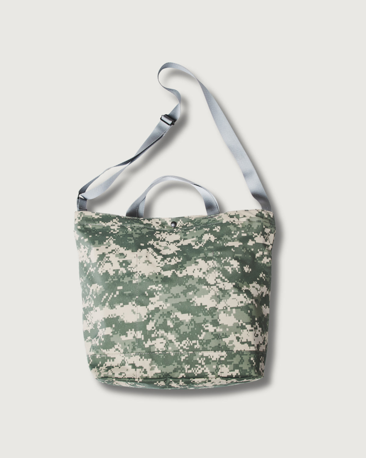 JP540-DS BAGSINPROGRESS x Post O'Alls New York Tote M : GORE-TEX DIGITAL CAMO desert
