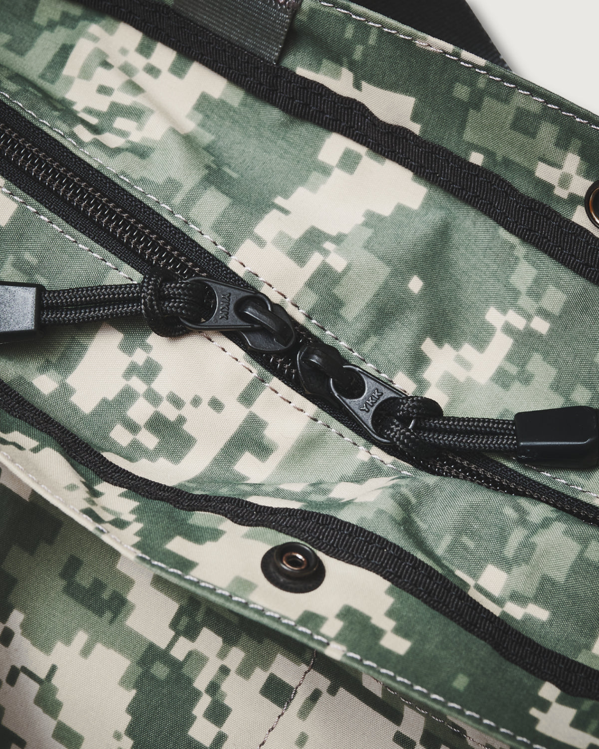 JP540-DS BAGSINPROGRESS x Post O'Alls New York Tote M : GORE-TEX DIGITAL CAMO desert