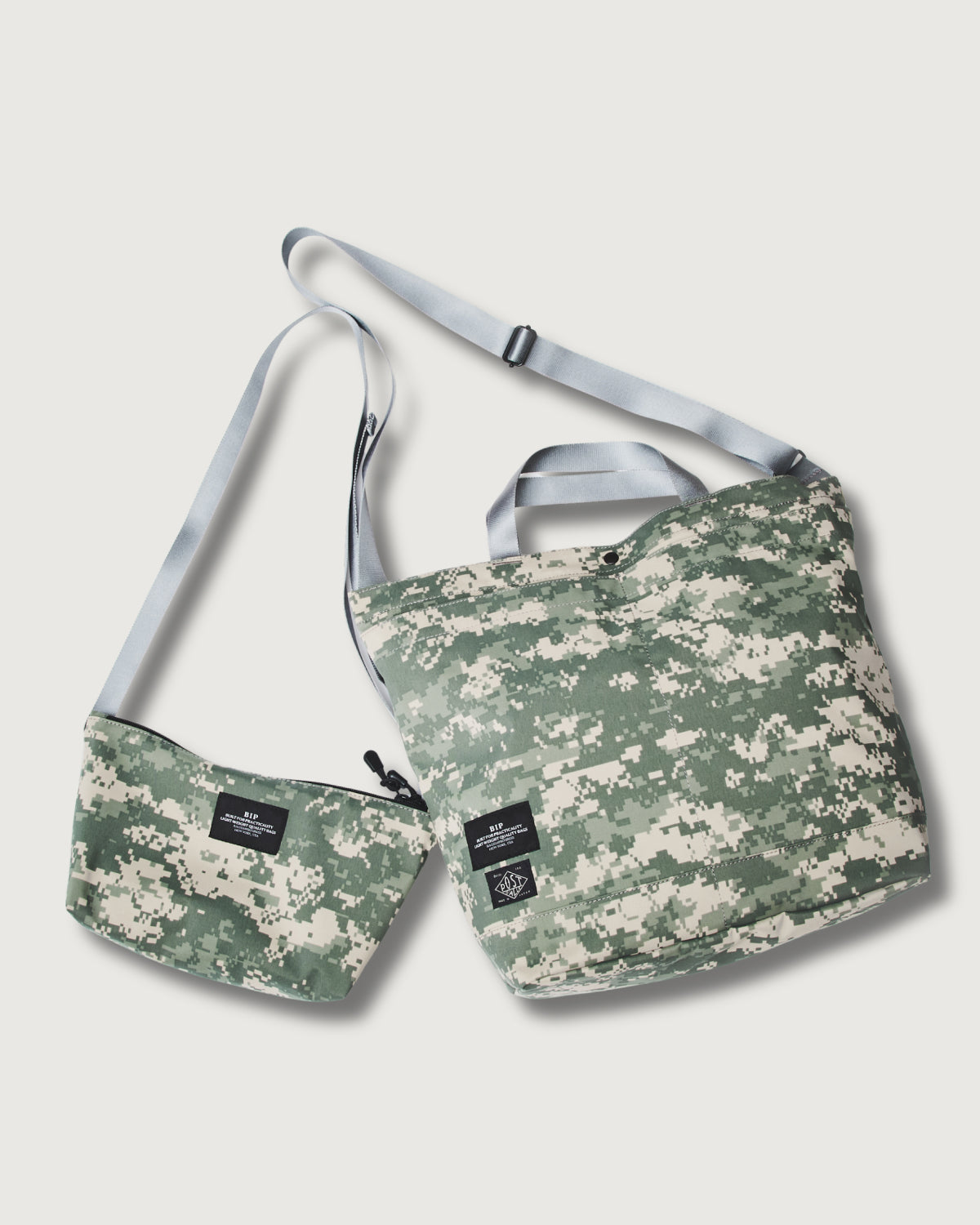 JP540-DS BAGSINPROGRESS x Post O'Alls New York Tote M : GORE-TEX DIGITAL CAMO desert