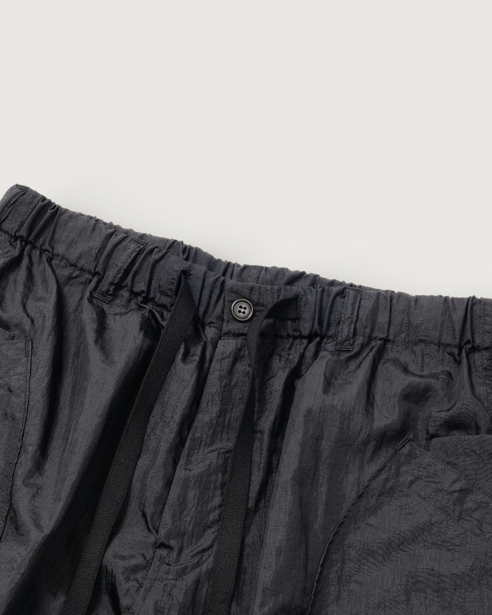 #2323E-CNB E-Z DEE's Shorts : crinkle nylon taffeta black