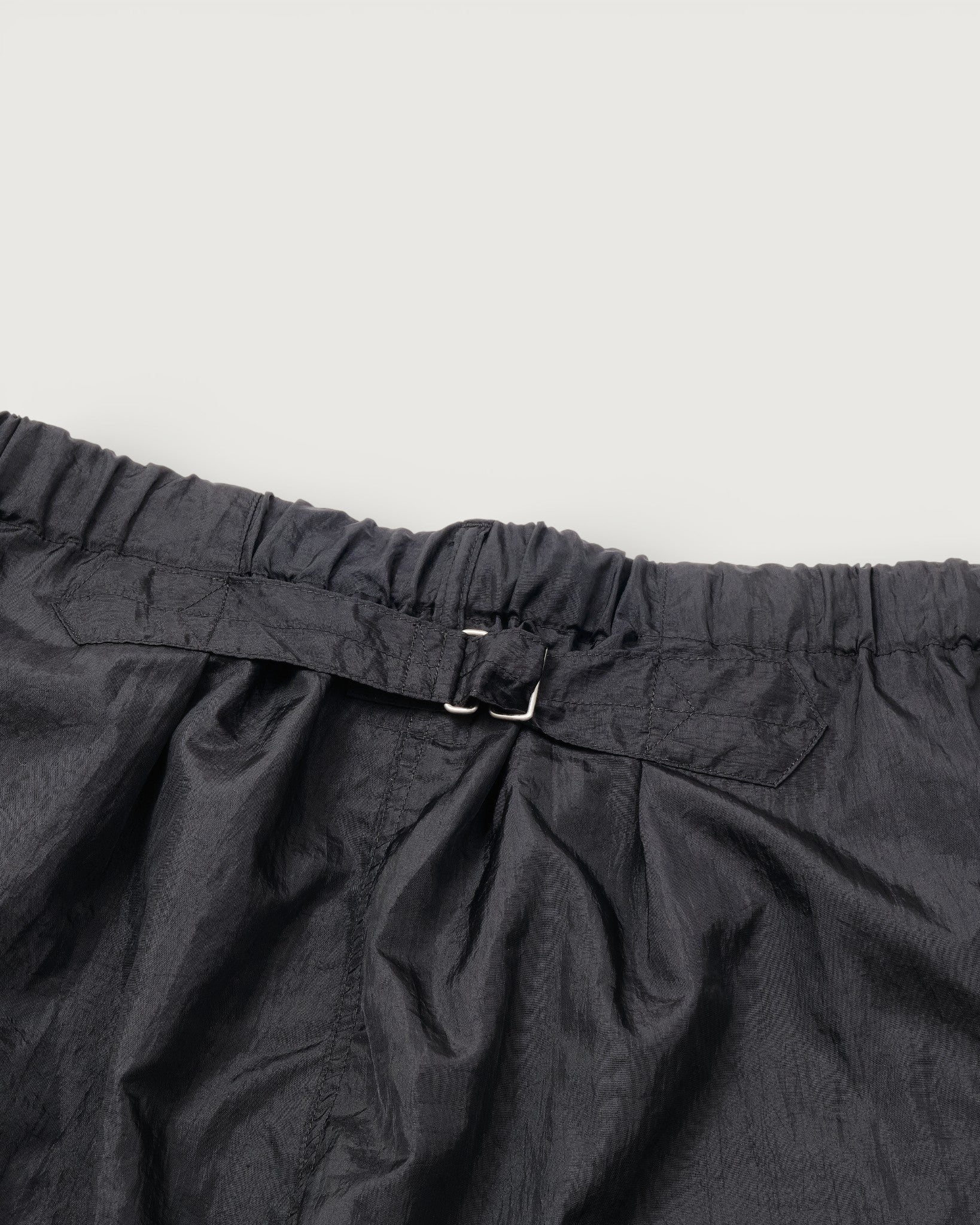 #2323E-CNB E-Z DEE's Shorts : crinkle nylon taffeta black