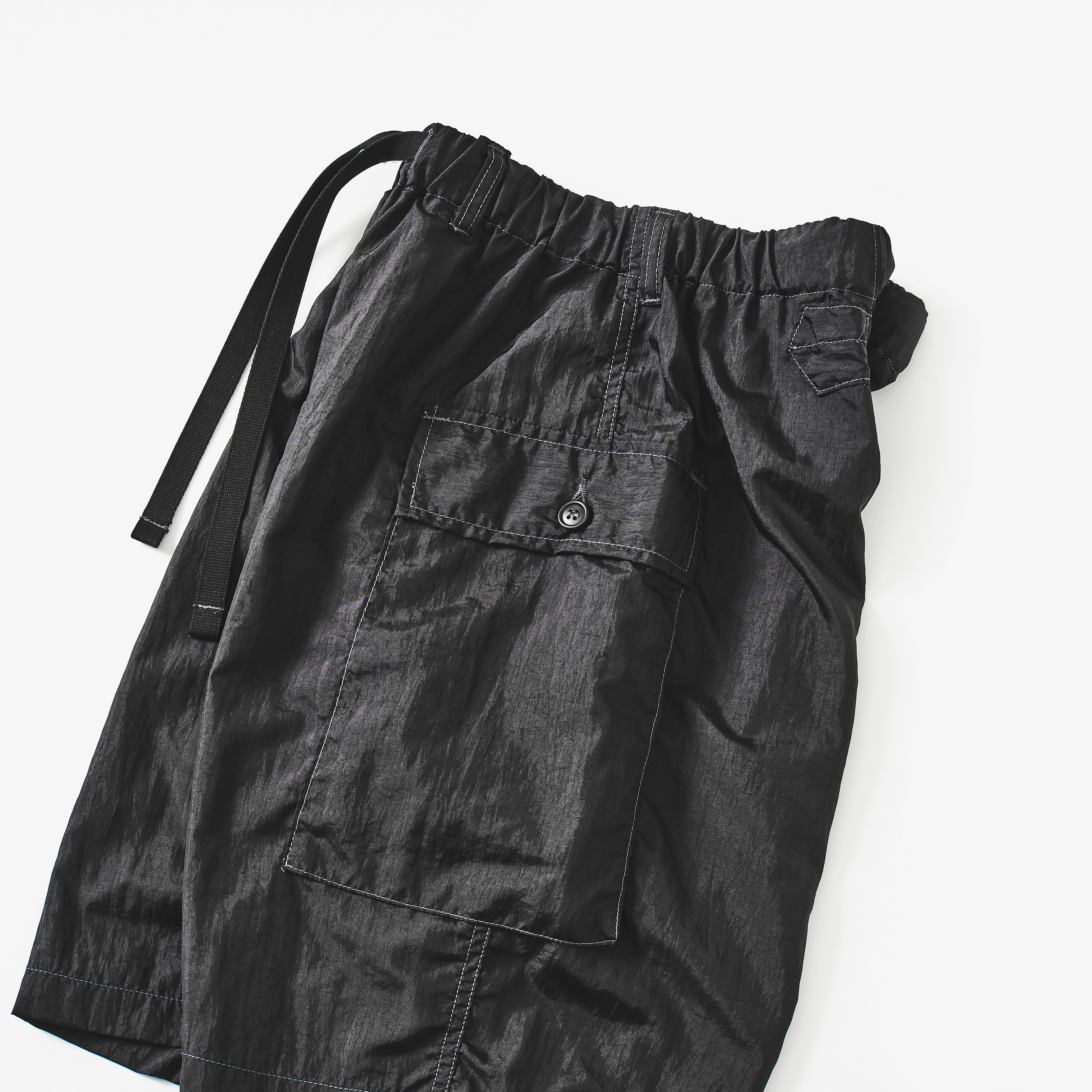 #3308S-CTB E-Z WALKABOUT Shorts : crinkle nylon taffeta black (Shop Special)