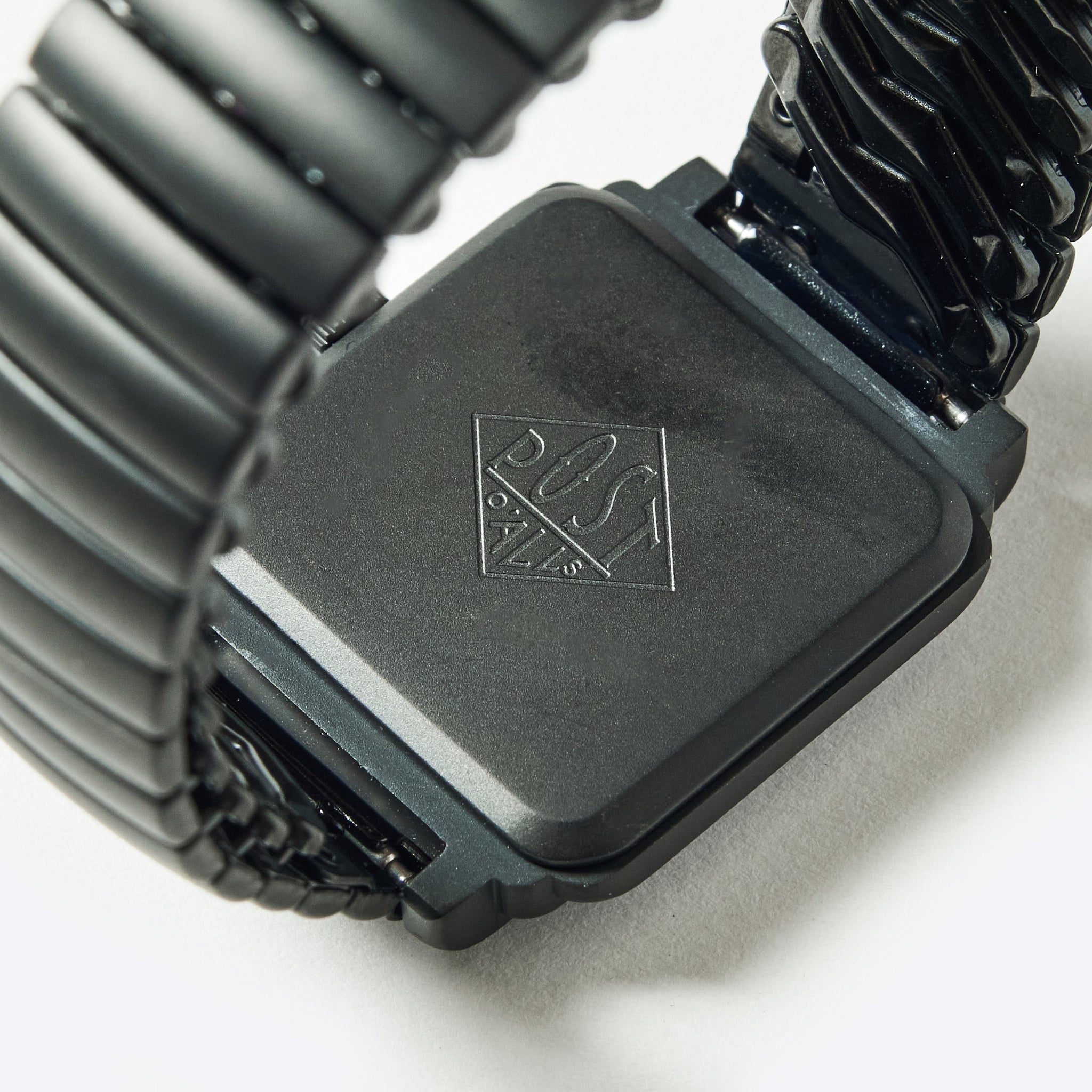 #4401-FBK POST Lucky Watch : flat black
