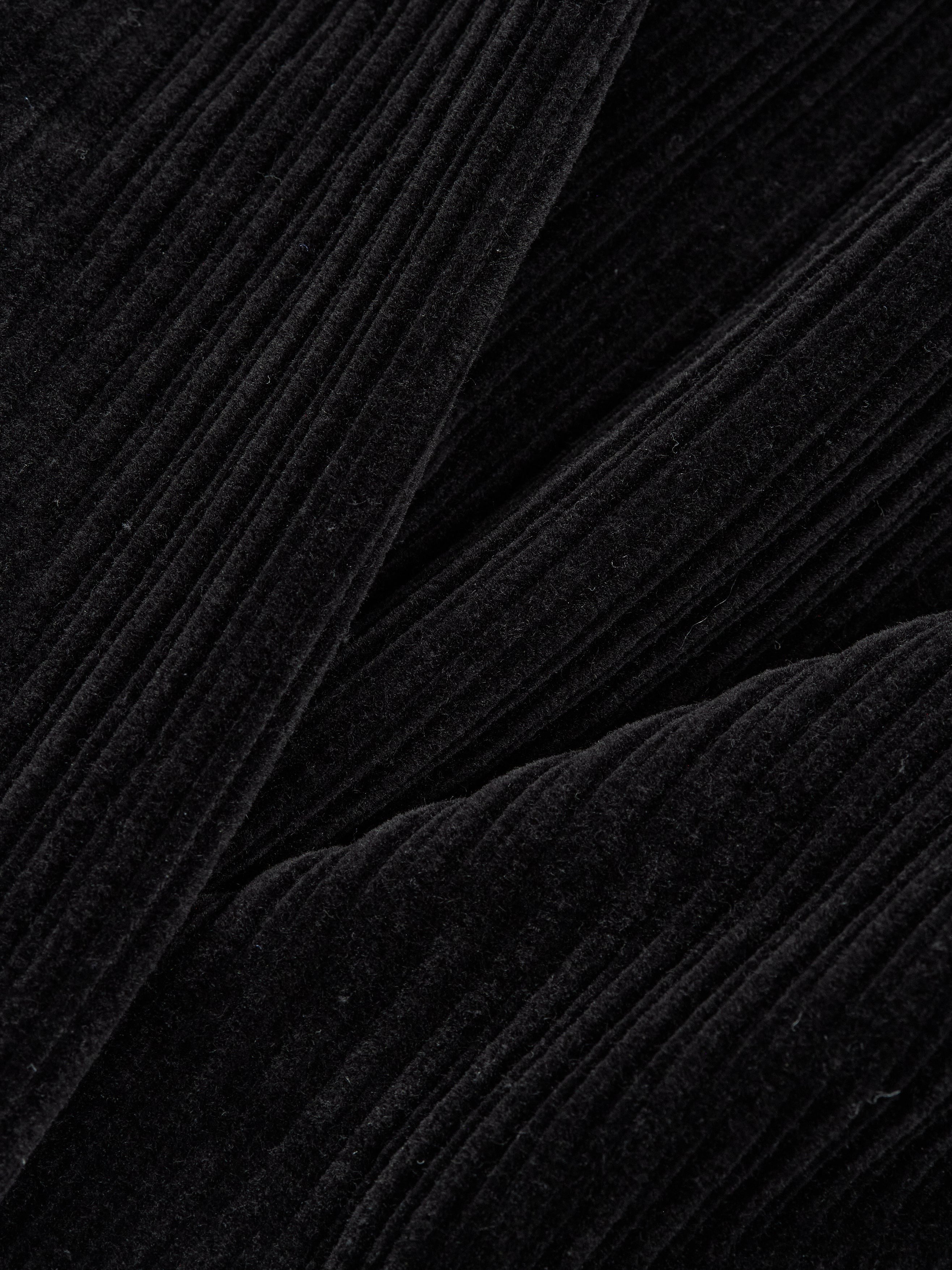 #3140-CCB POST Mack : carpet cords black