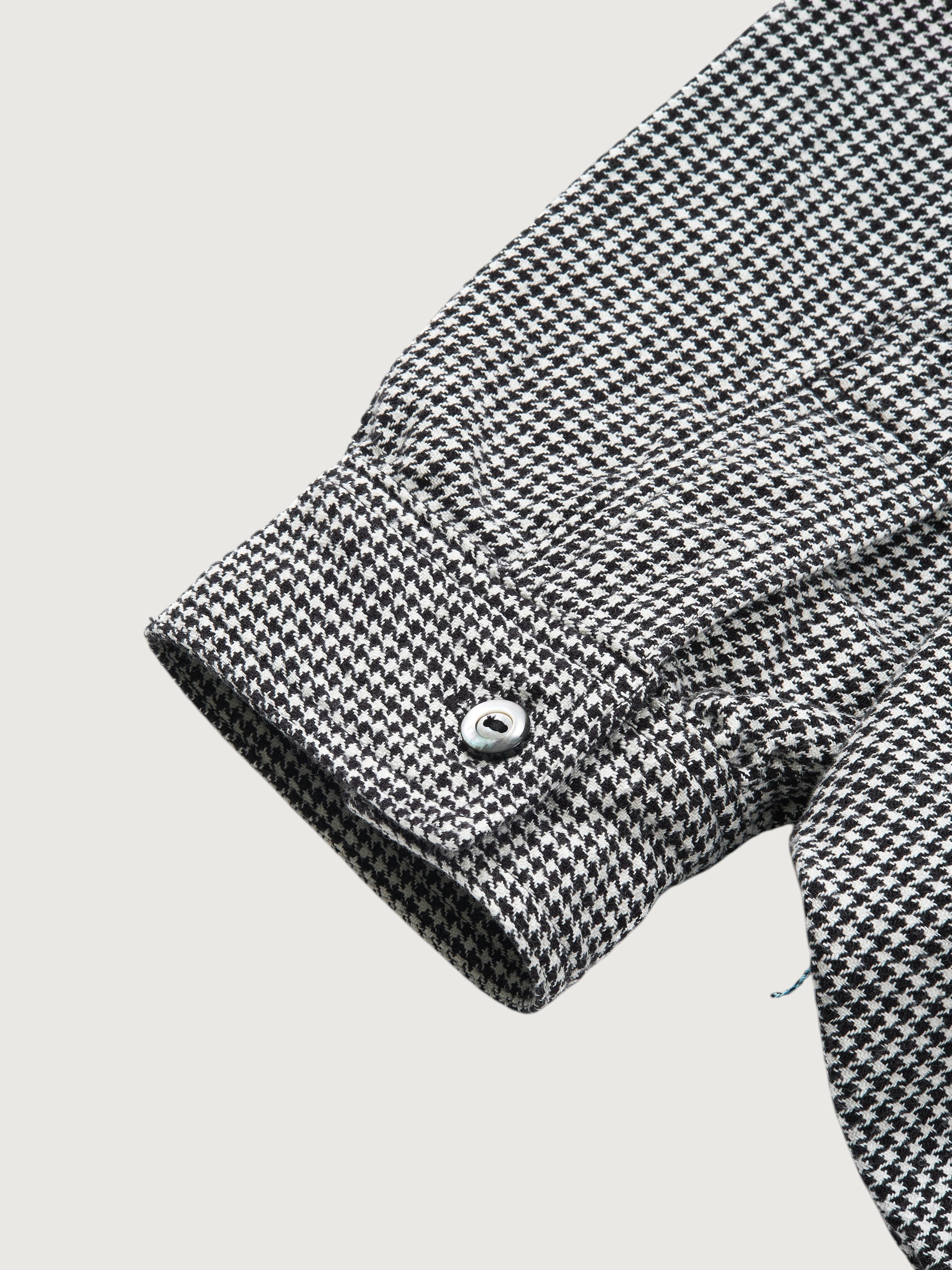 #3235-CF1 Frontier : cotton flannel blk x wht