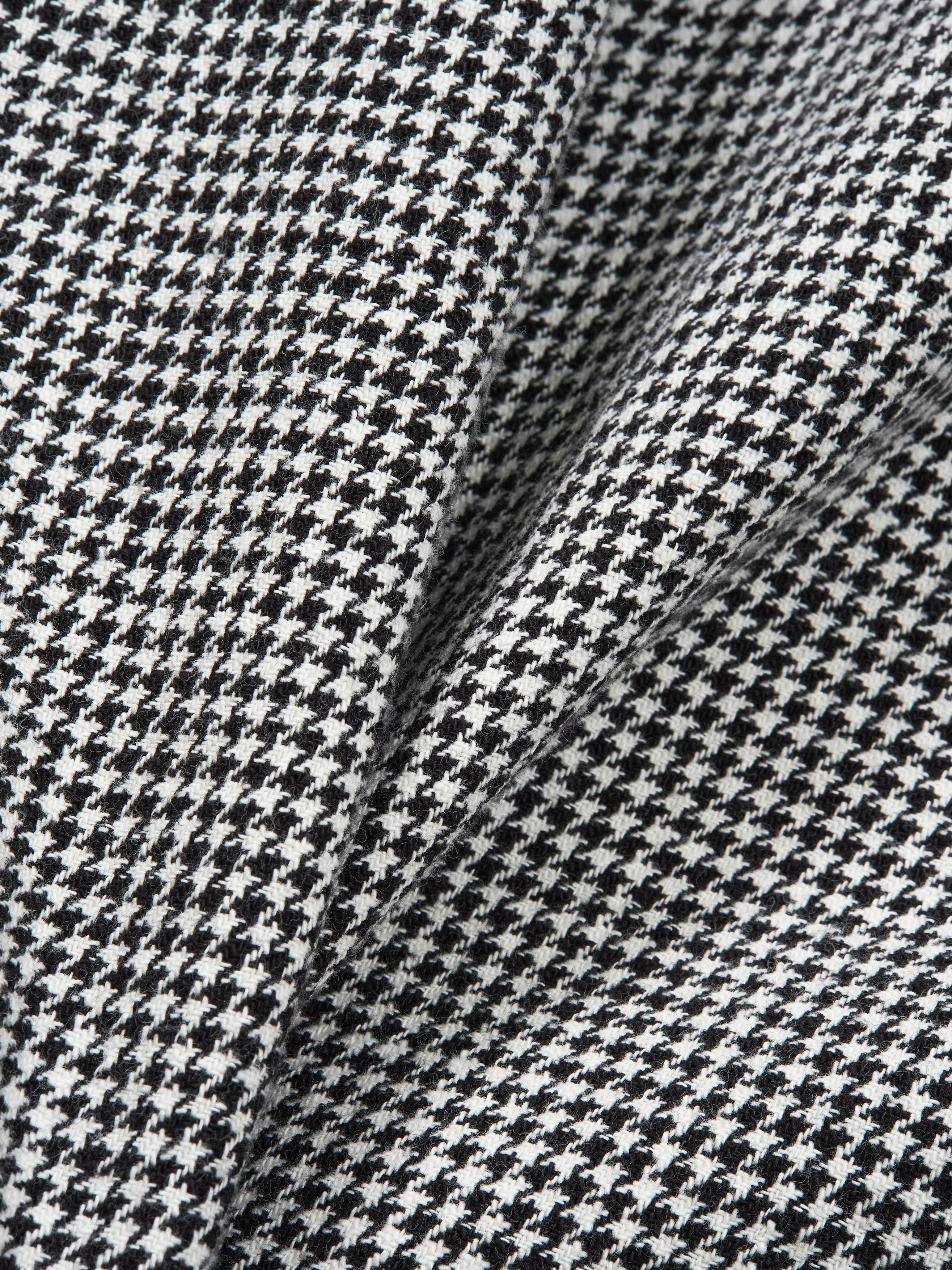#3235-CF1 Frontier : cotton flannel blk x wht