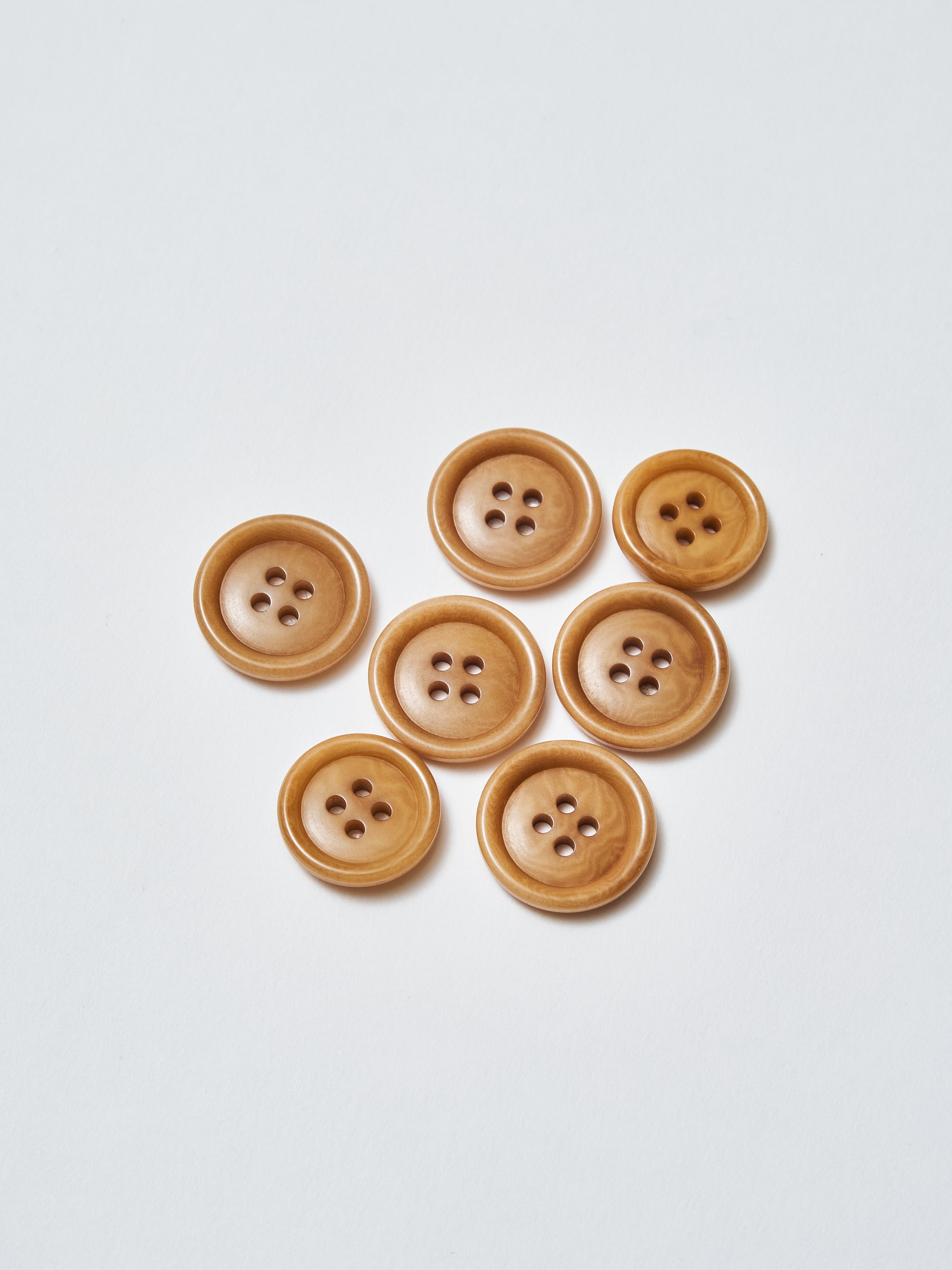 Post O'Alls : Button Set (natural / black/ brown) 7 pieces(19.5mmx5 17.5mmx2)