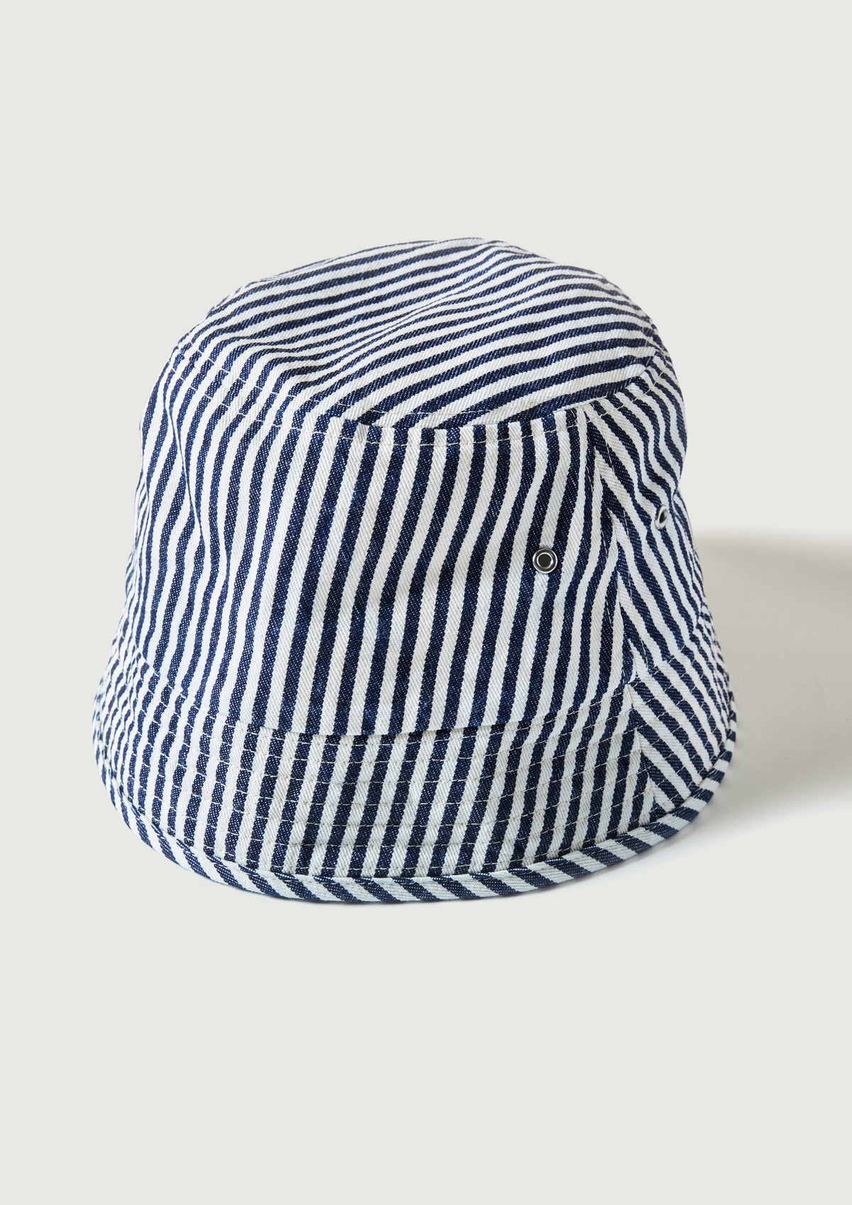 #3905-03 POST Bucket 3 : express stripe indigo
