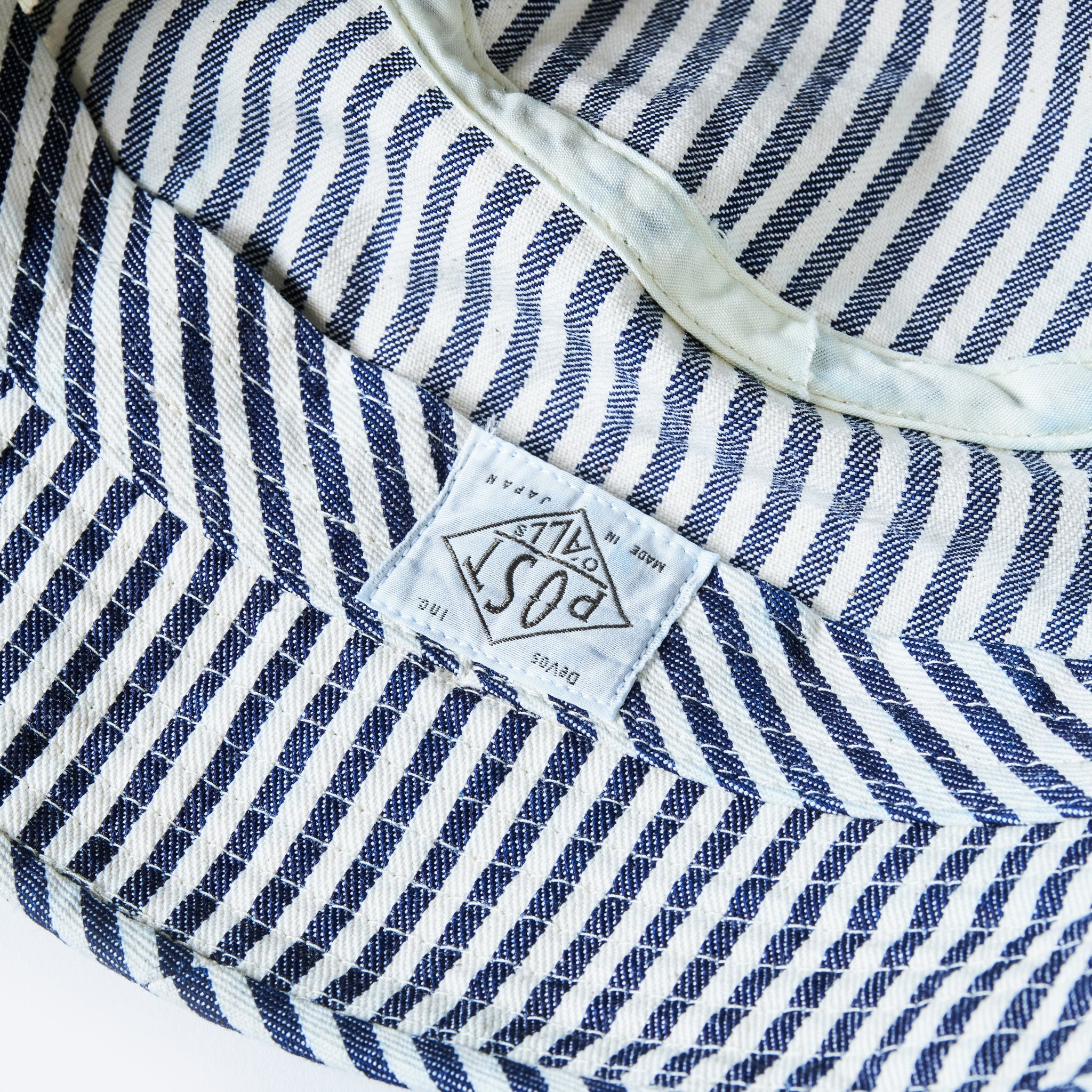 #3905-03 POST Bucket 3 : express stripe indigo