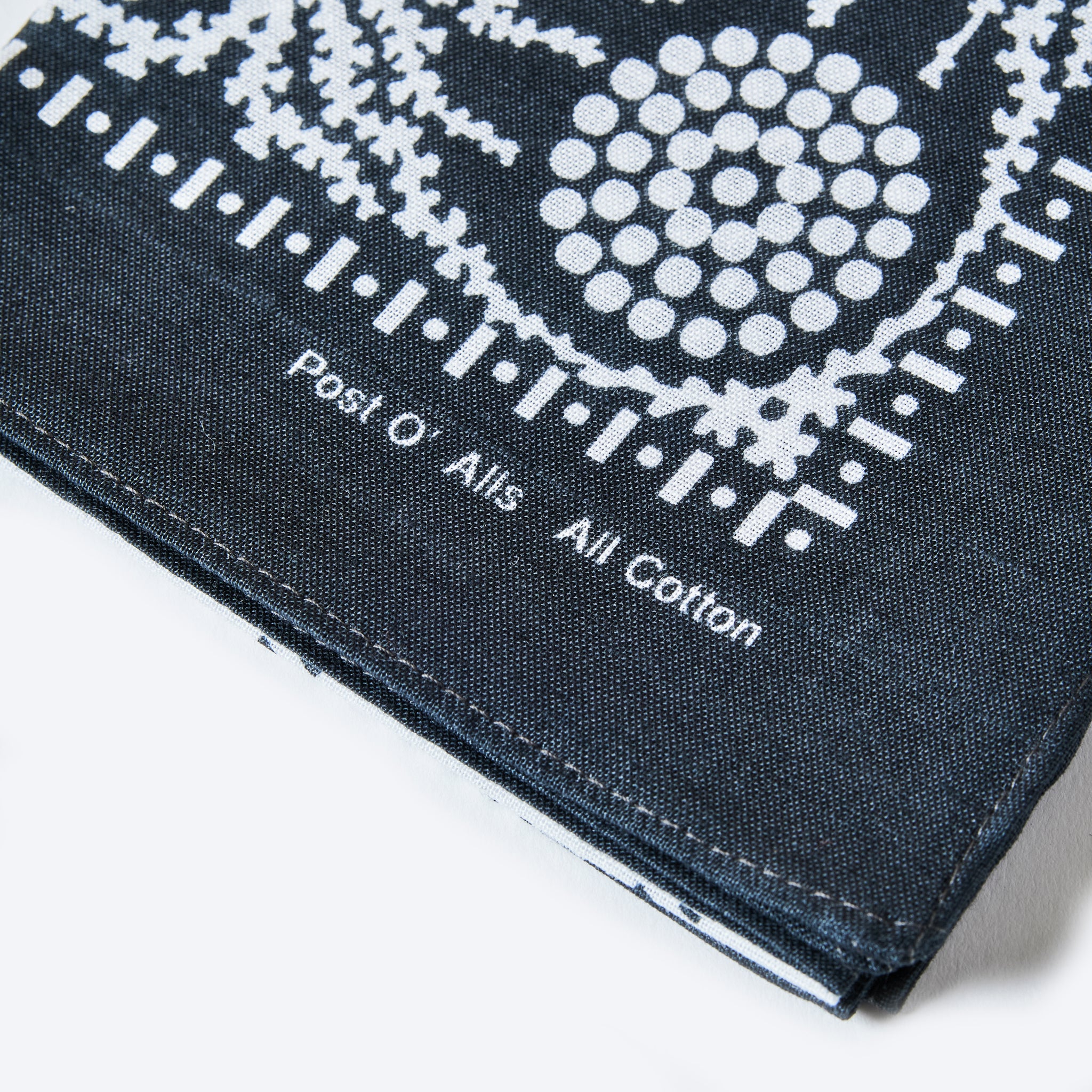 #4001-C Spider POST Bandana Hankie : spider charcoal 45 x 45