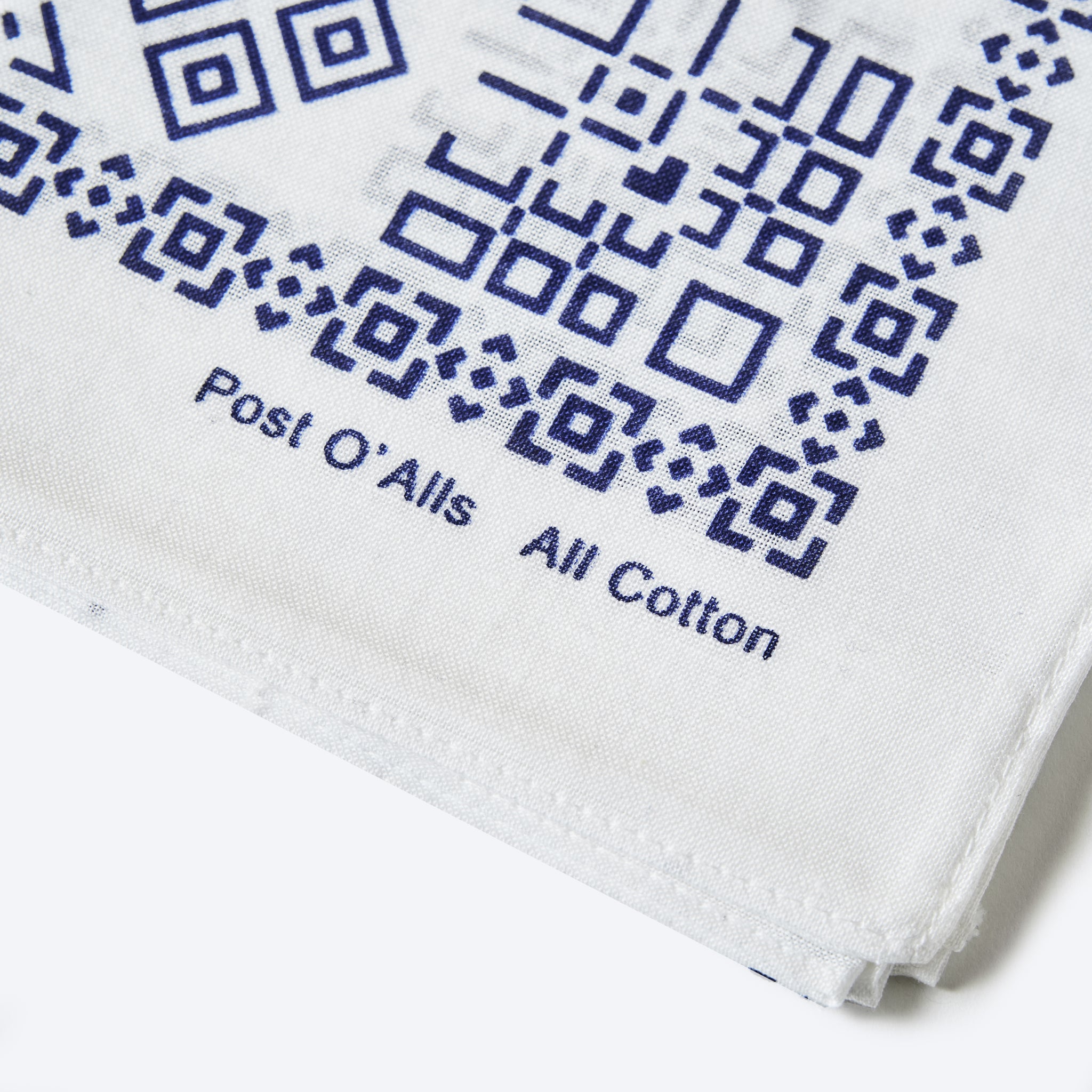 #4006-W Dia POST Bandana Hankie : dia white 45 x 45