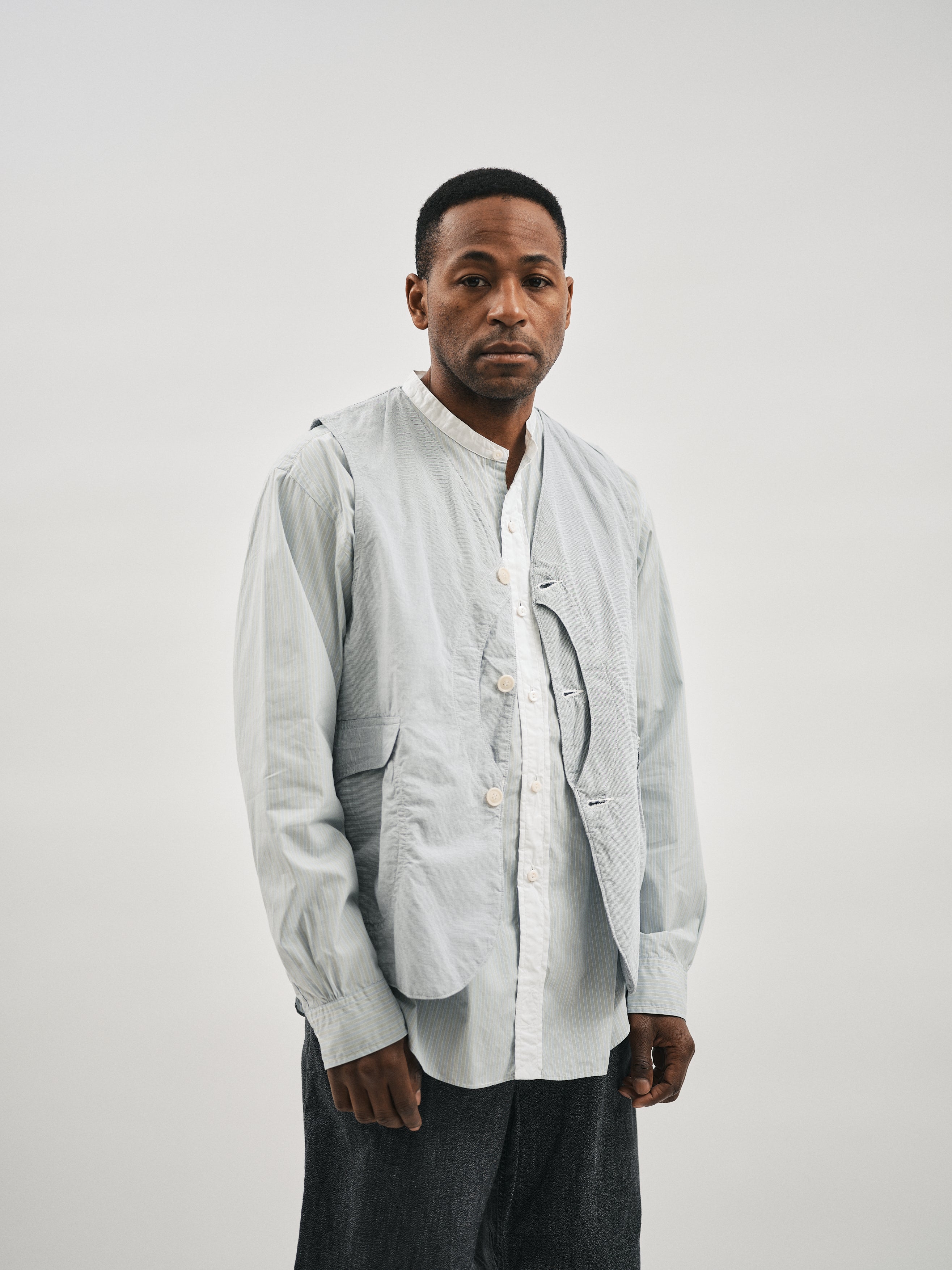 #1512-HBG Royal Traveler : high count broadcloth grey stripe