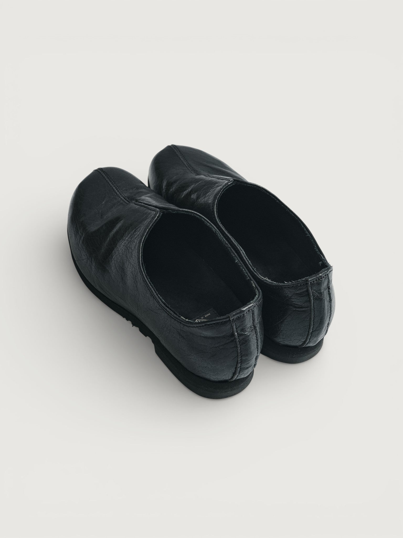 #P2000-SG POST x AMB slip-on : cow suede gray