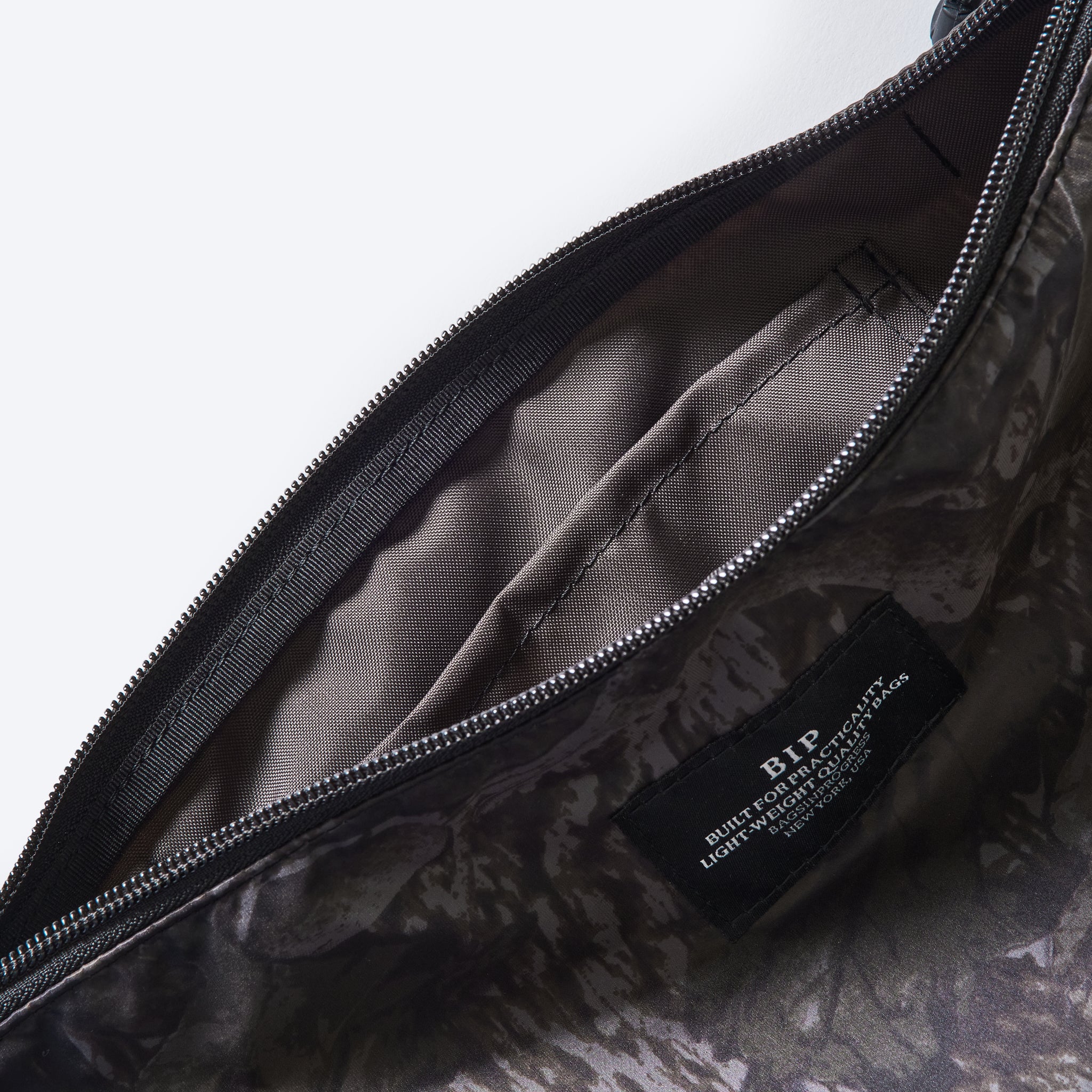 JP510-NC3 BAGSINPROGRESS x Post O'Alls FANNYPACK CROSSBODY : nylon forest camo grey jungle