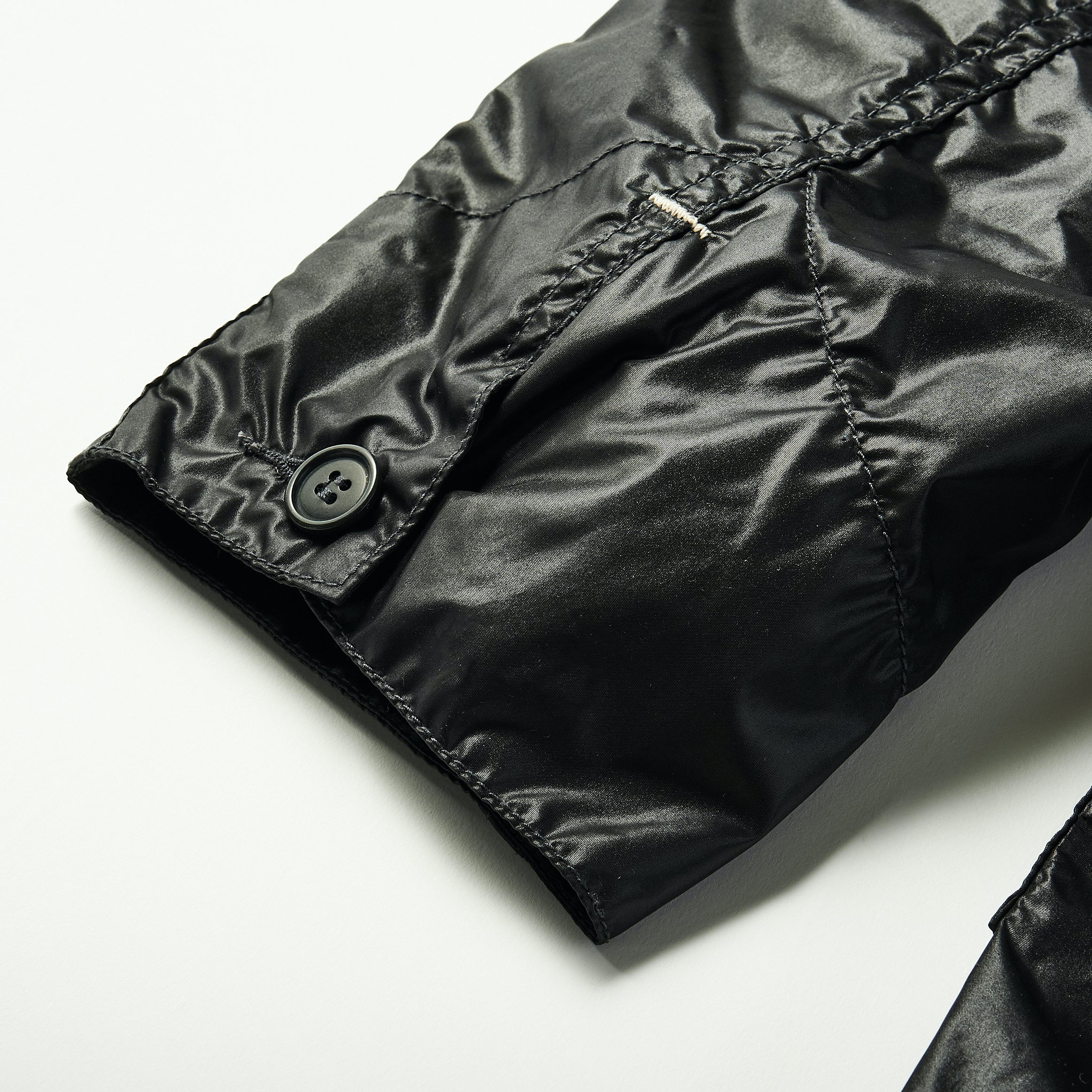 #3102 POST 42 NT2 : nylon taffeta black