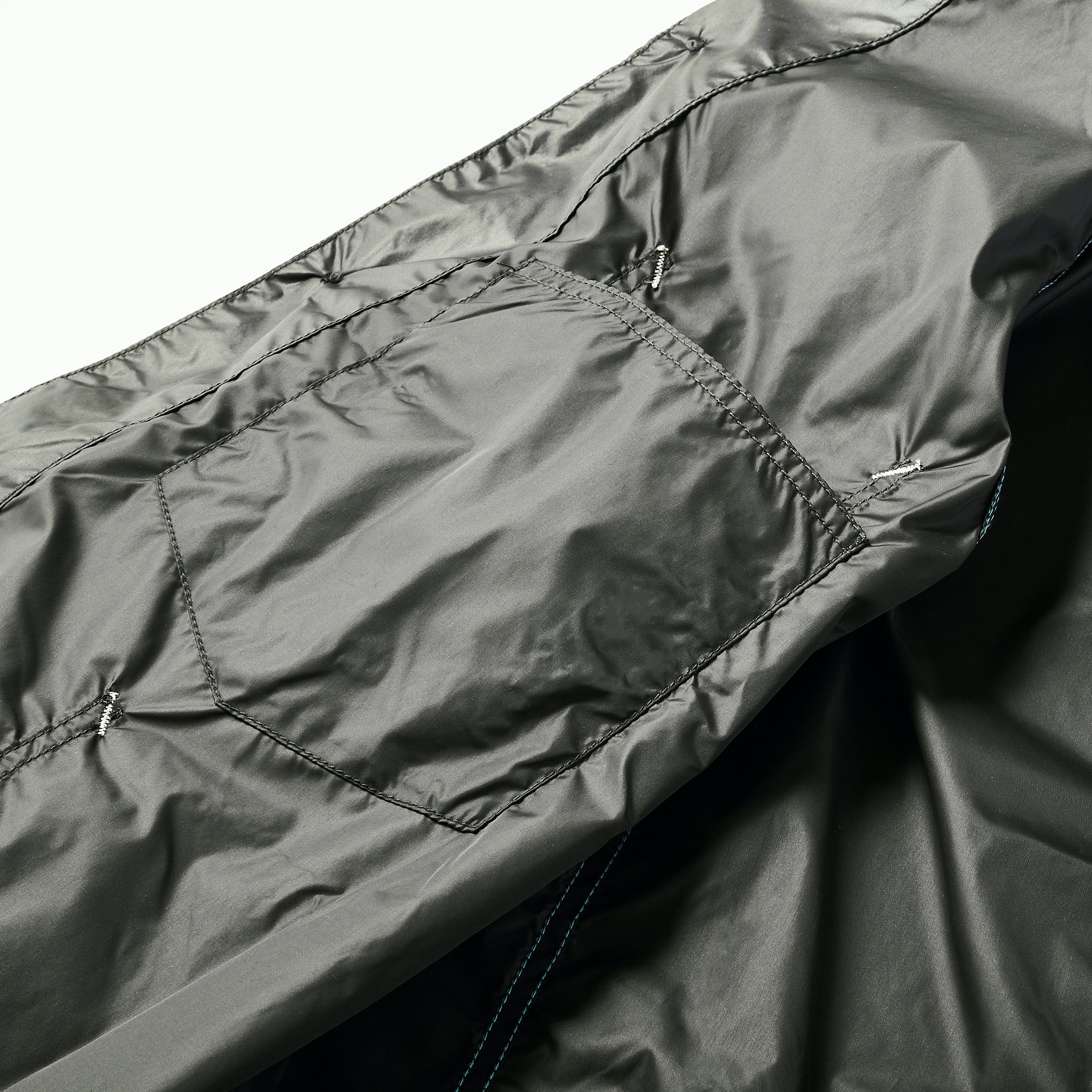 #3102 POST 42 NT1 : nylon taffeta grey