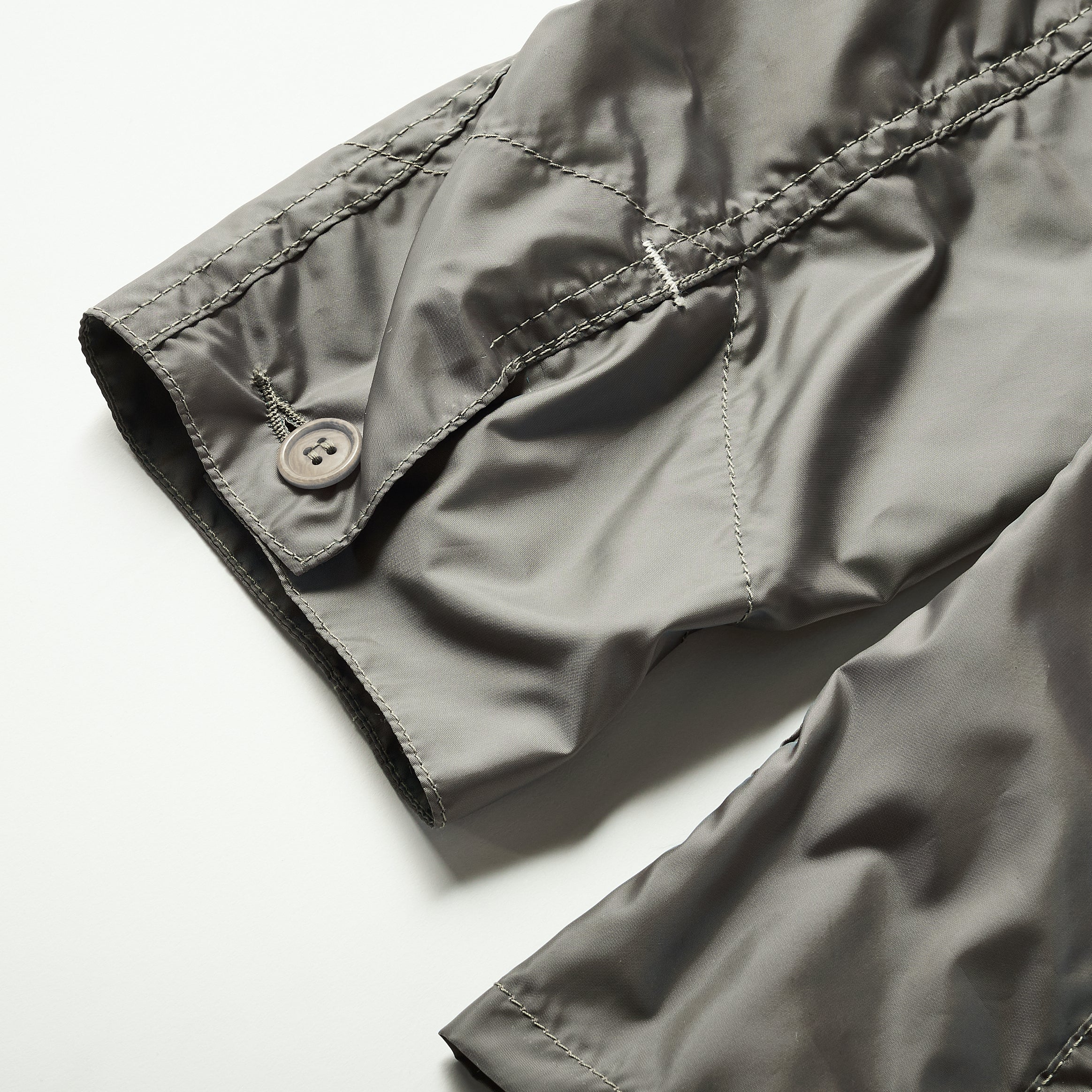 #3102 POST 42 PT3 : Poly Taffeta khaki iridescent