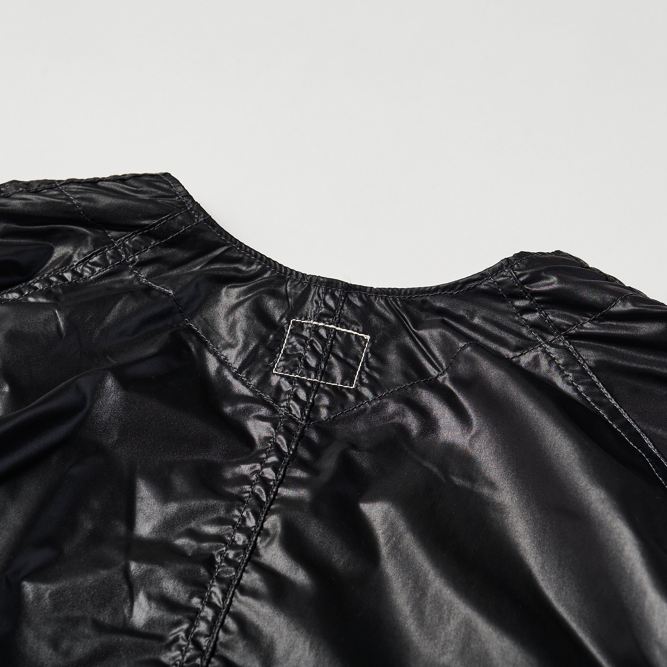 #3103 POST 42 DV NT2 : nylon taffeta black