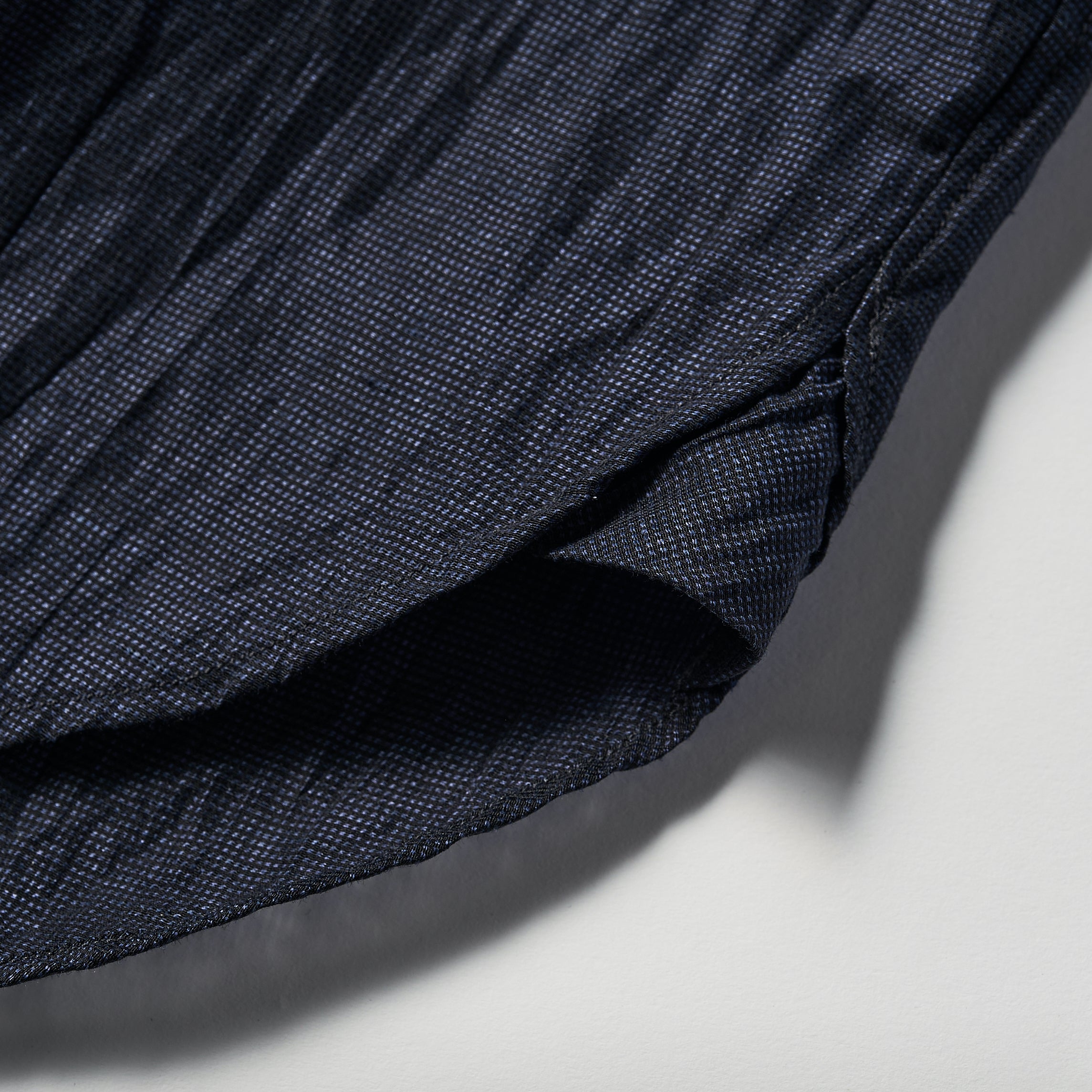 #3206 NEUTRA 2 CL6 : crinkle linen/cotton navy