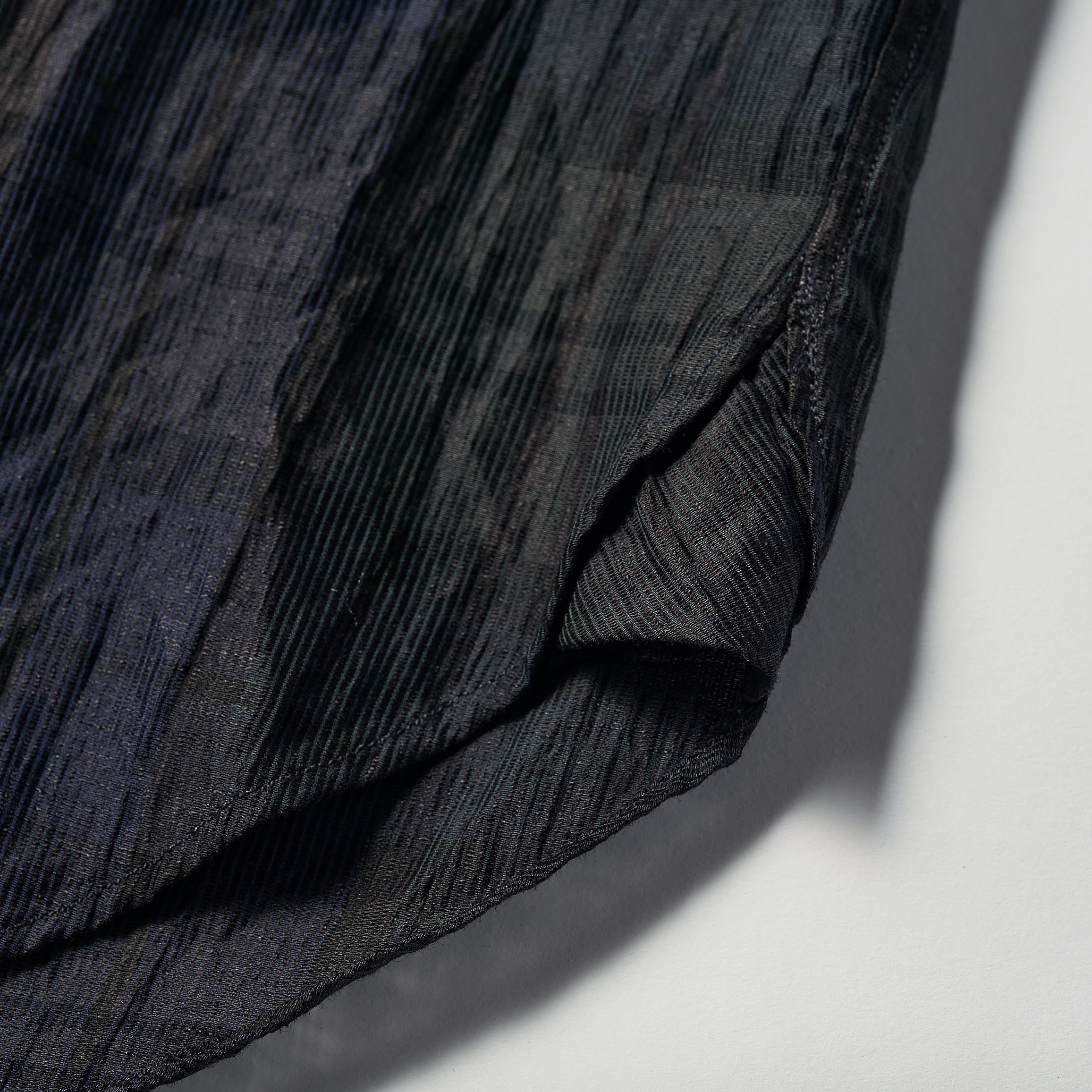 #3206 NEUTRA 2 CL4 : crinkle linen/cotton blackwatch