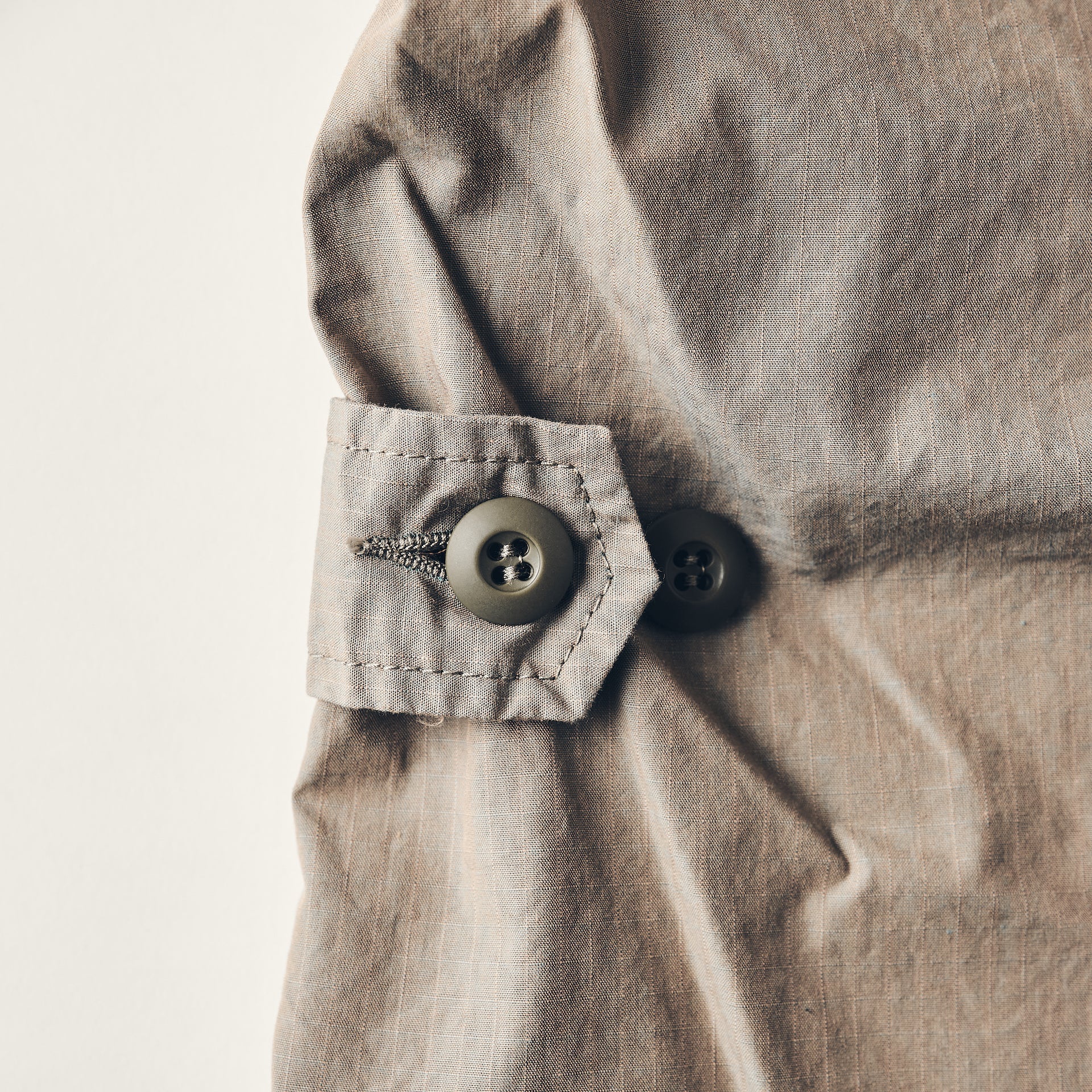 #1123-CRI BDU-R : cotton ripstop iridescent khaki