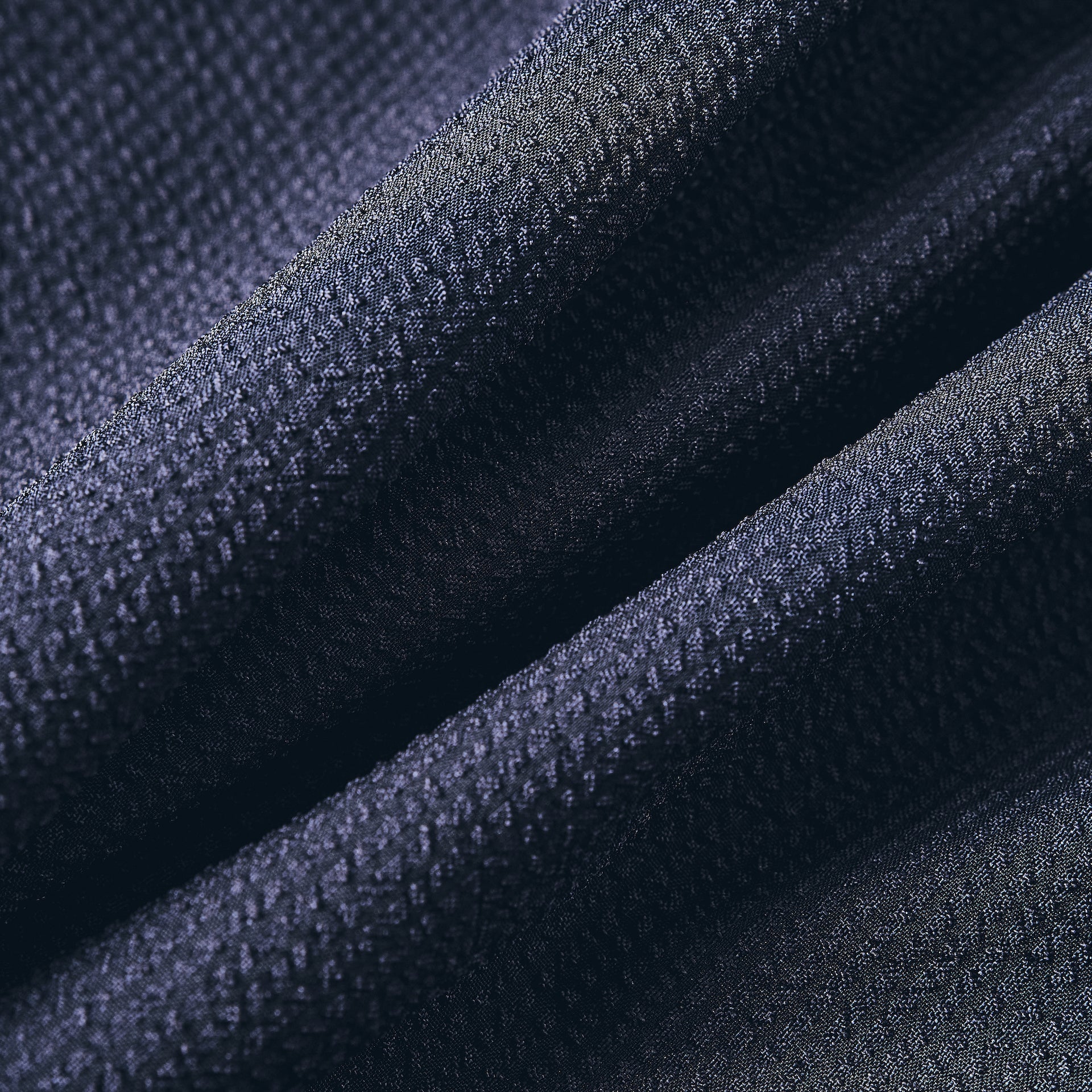 #1512-PSN Royal Traveler : poly seersucker navy