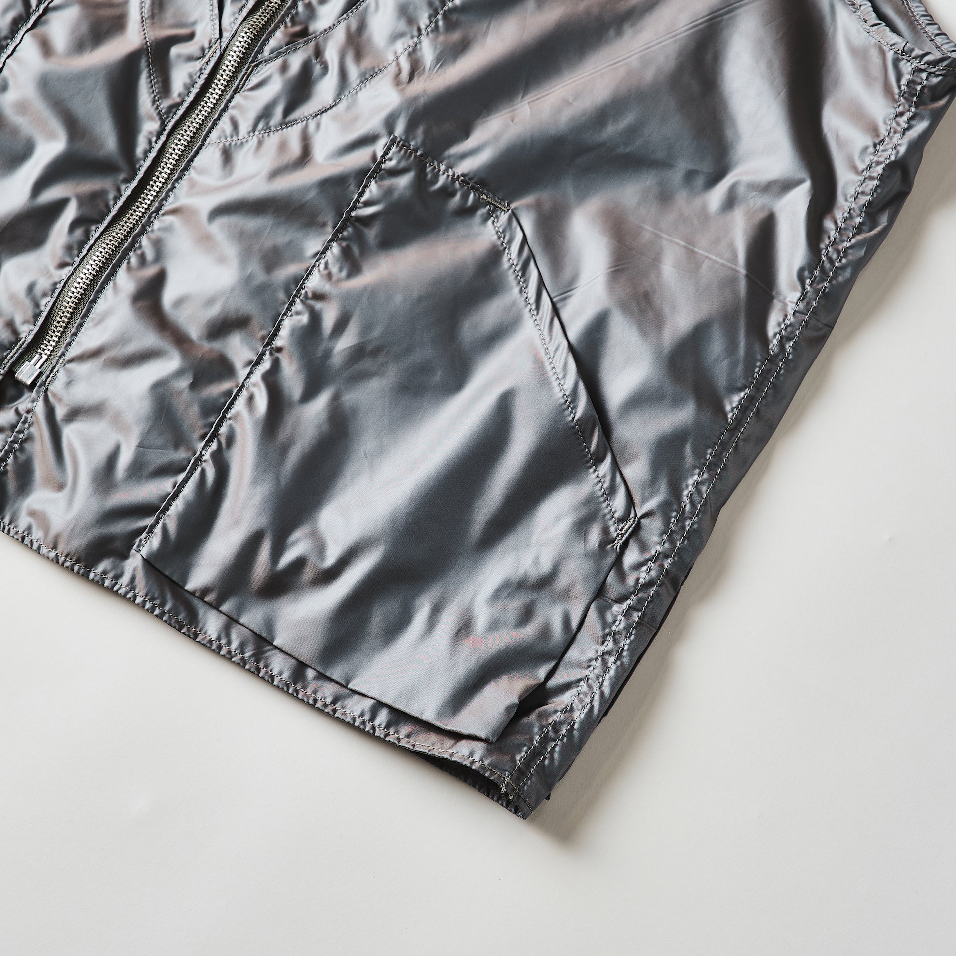 #1521-IPT Mr.DEE : iridescent poly taffeta khaki