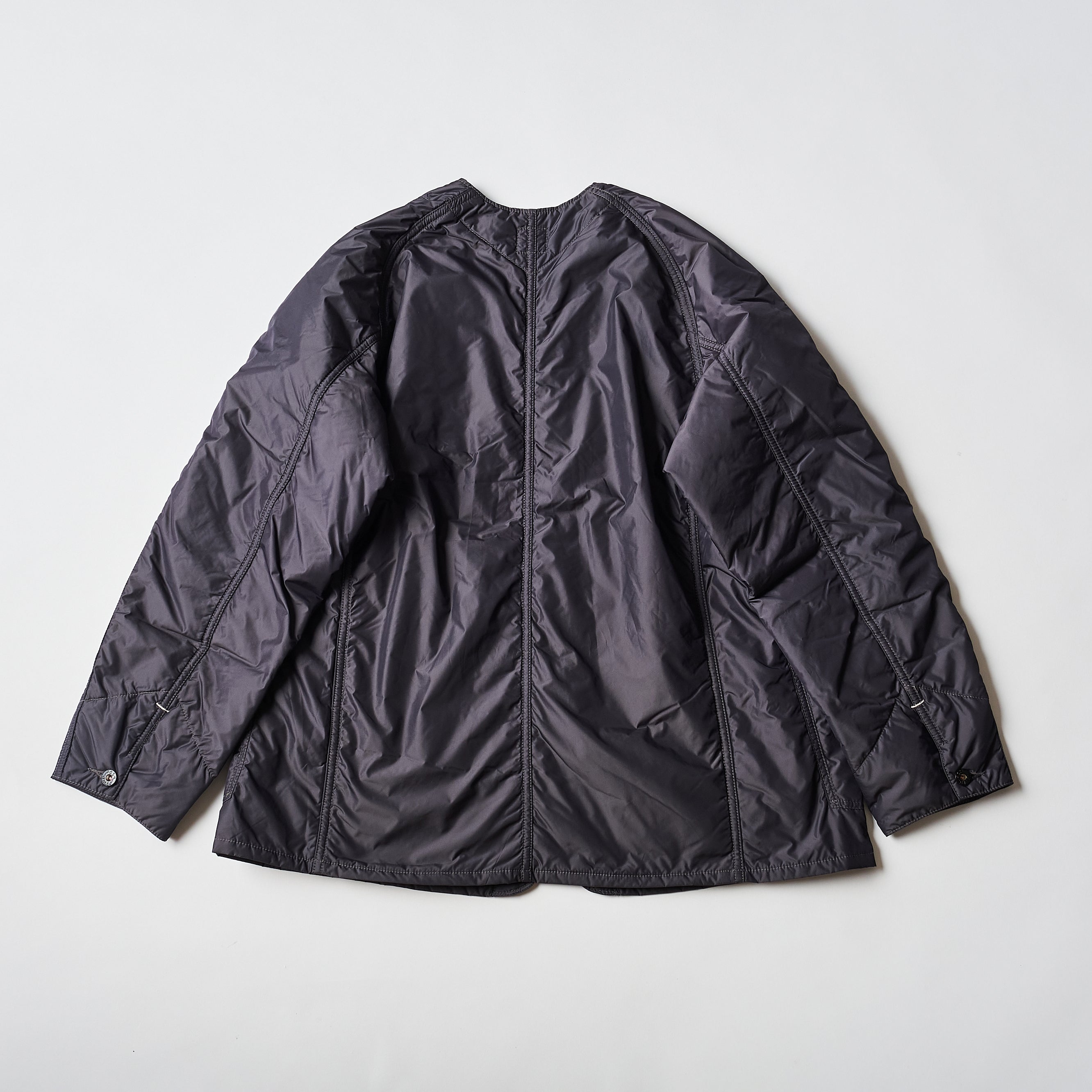 #3103 POST 42 DV NP1 : n/p taffeta w/ thinsulate gray iridescent