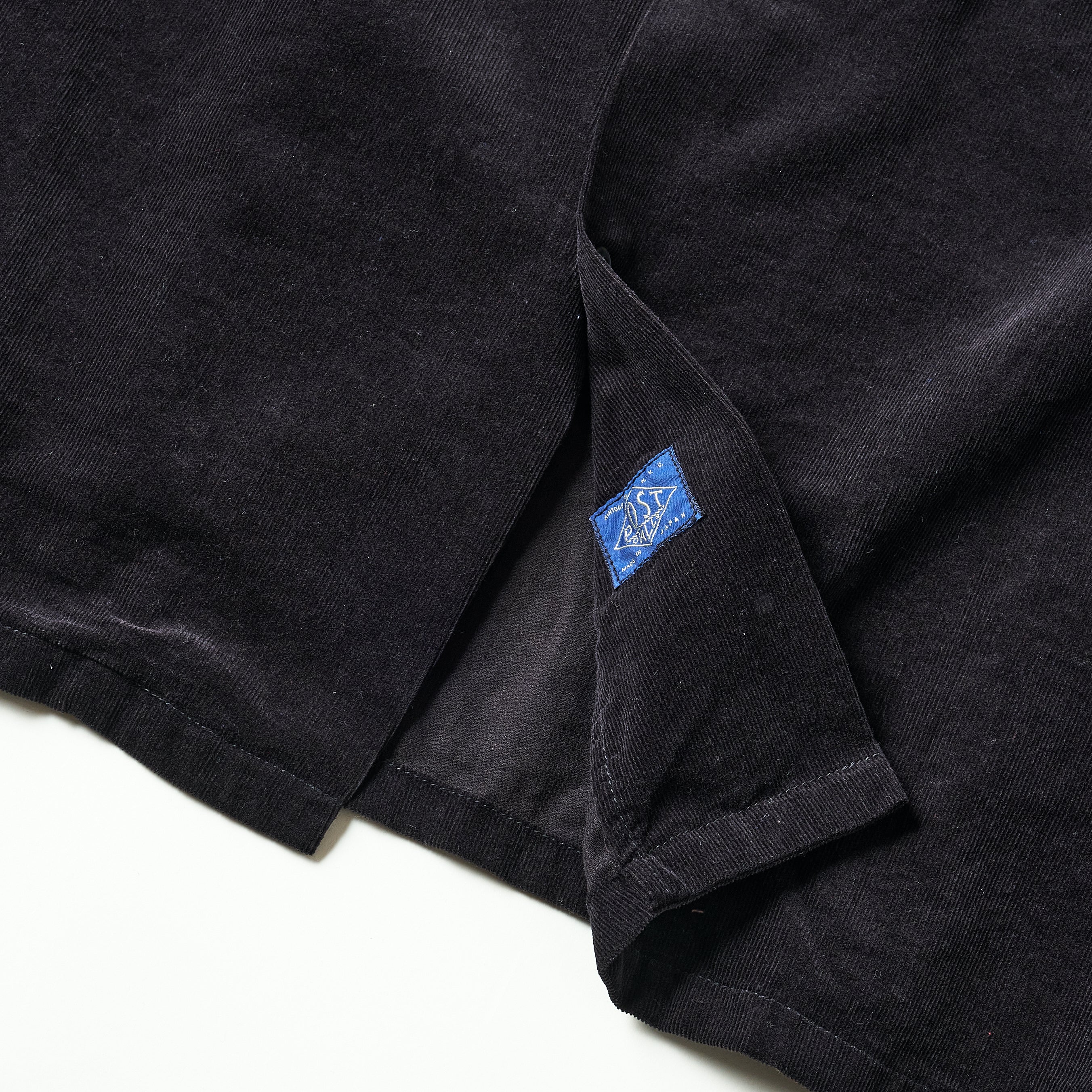 #3215-BC3 E-Z NAVY : baby cords black