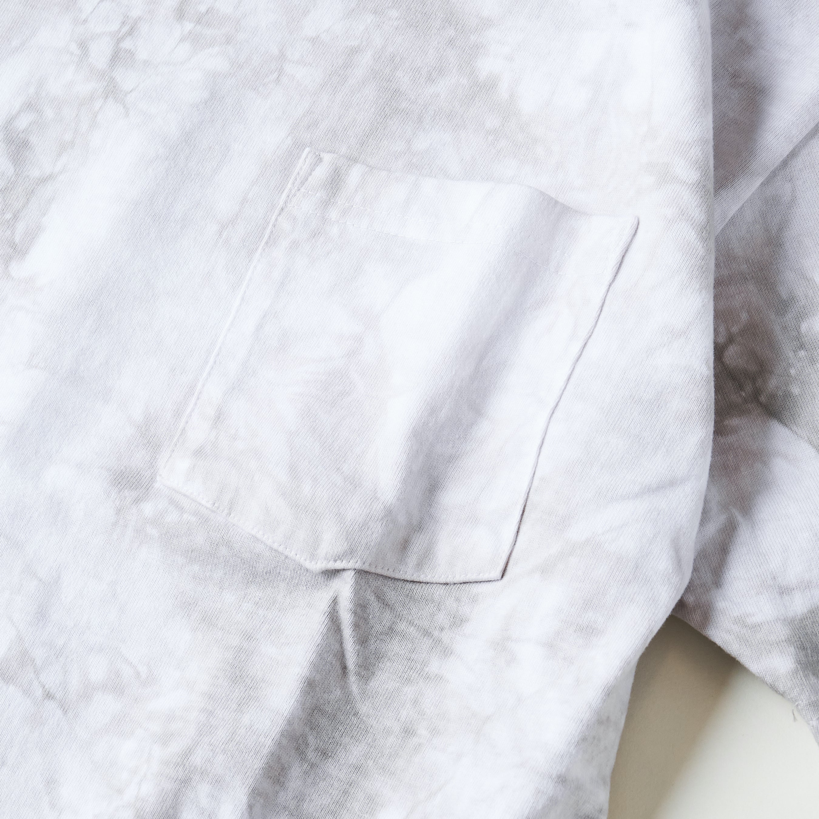 #3615 V Pocket Tee HJT2 : heavyeight jersey white x grey tie dye