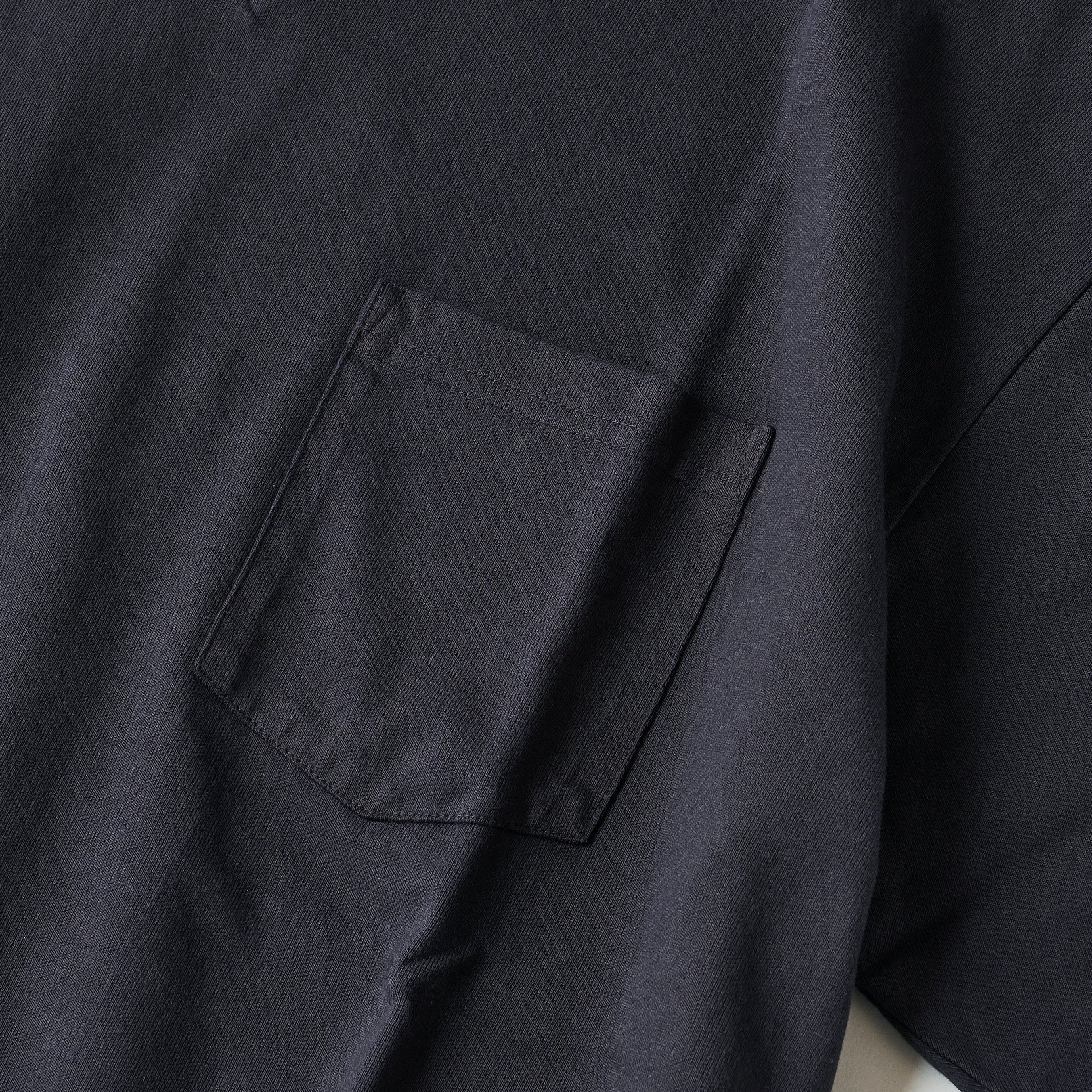 #3615-HJC V Pocket Tee : heavyweight jersey charcoal