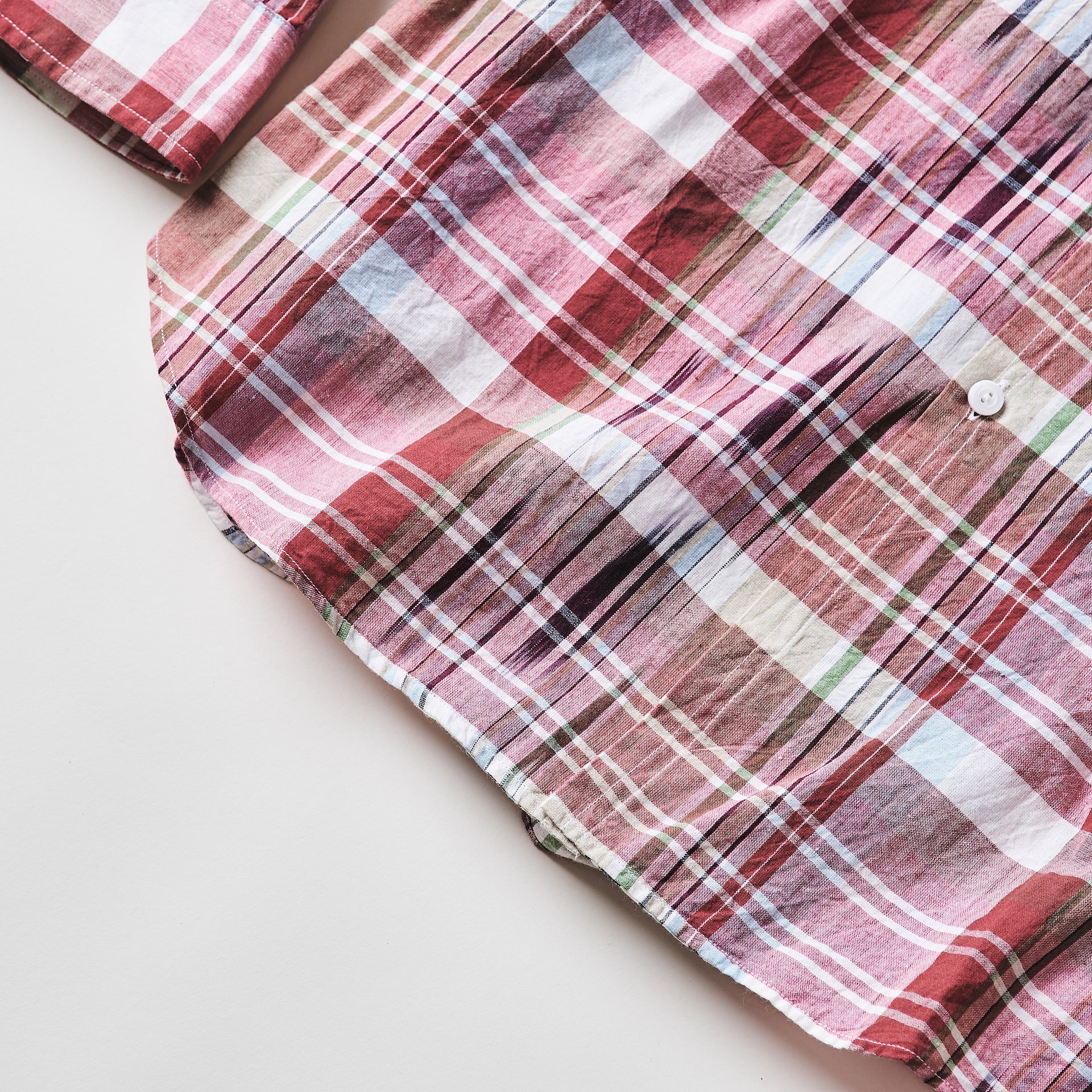 #3211-IMR NEUTRA 3 : ikat madras red